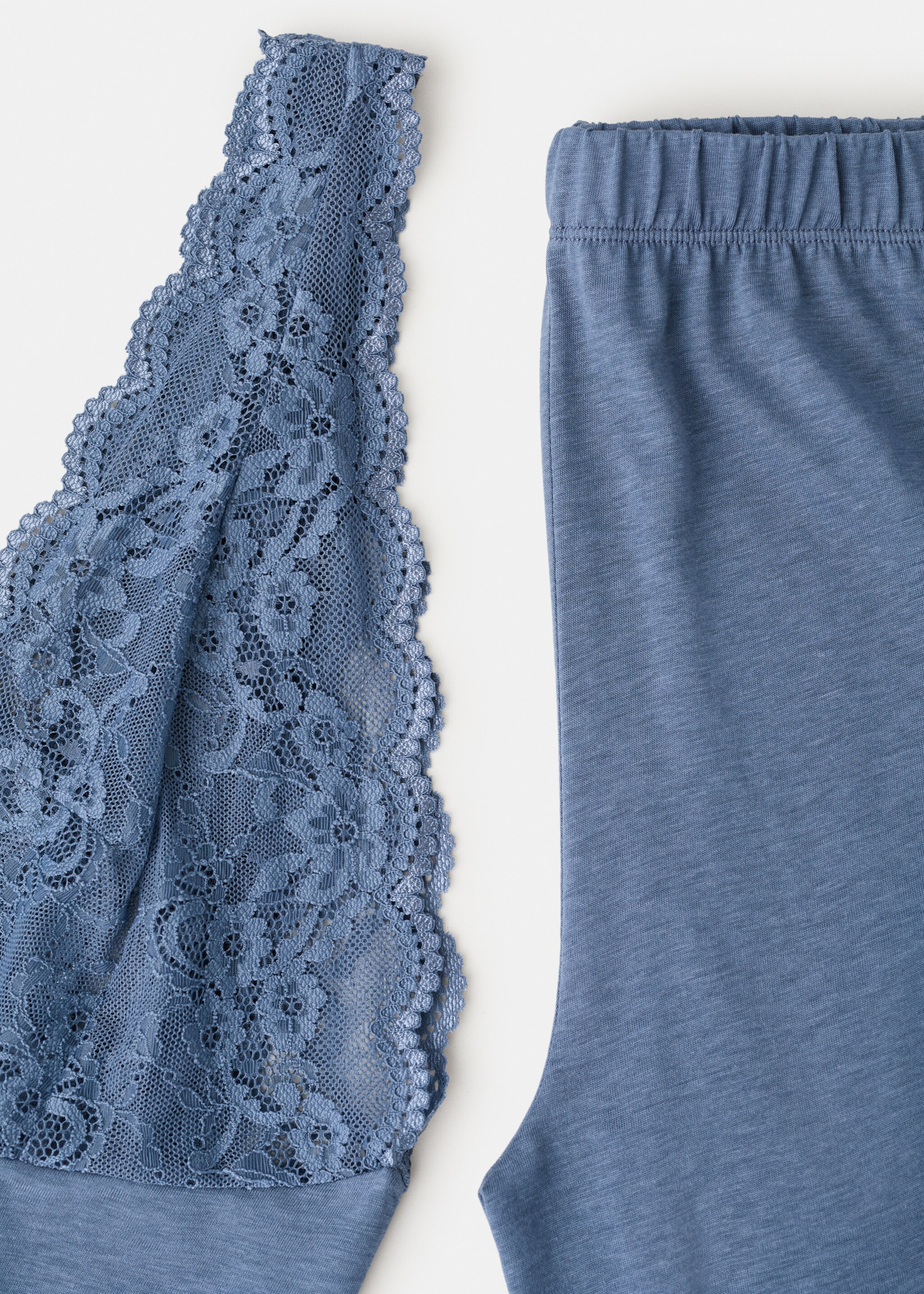 Basic long lyocell pants - Details of the article 0, Blue. Ref: 27043333-00.