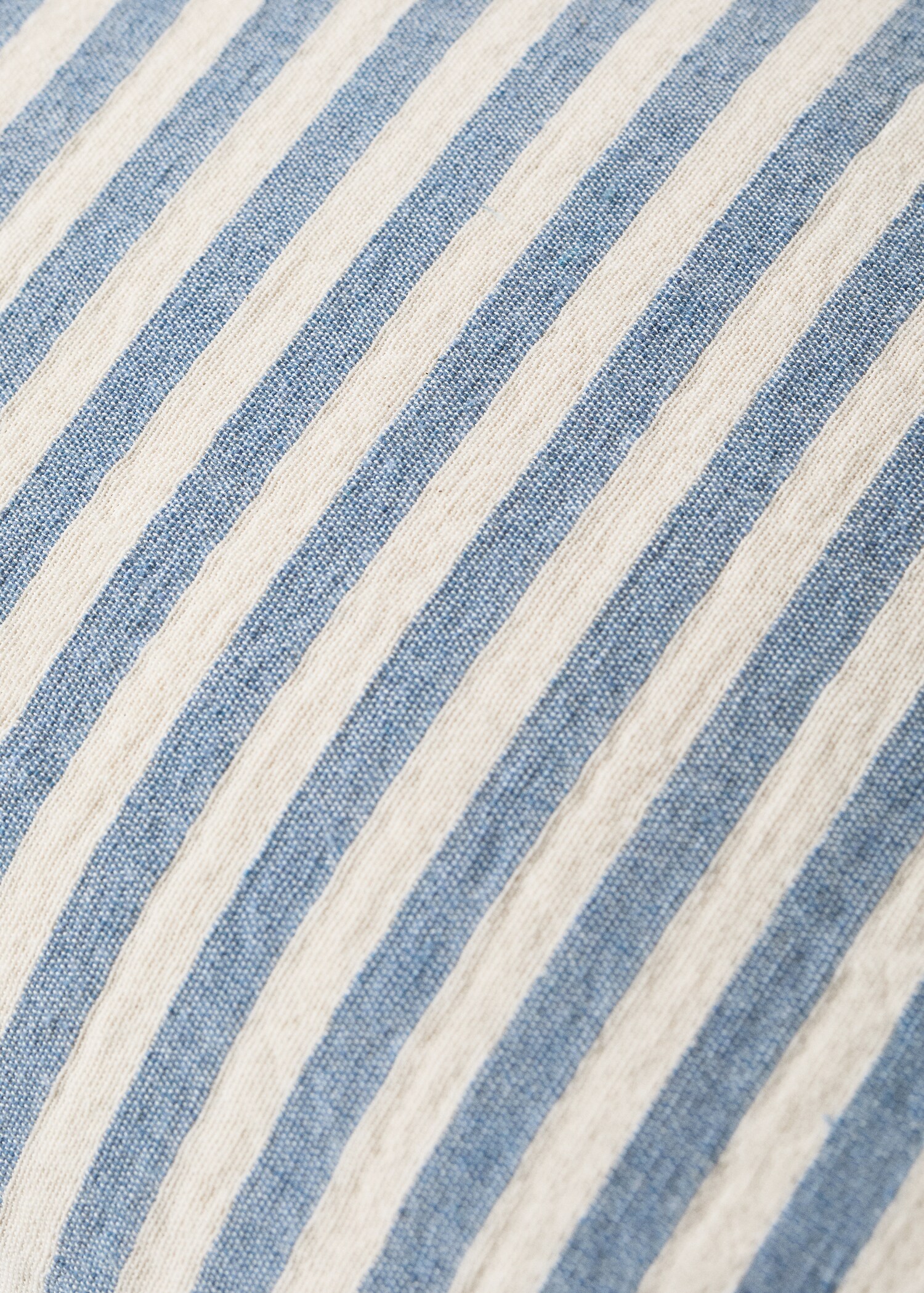 Katoenen kussenhoes met streeppatroon - Detail van het artikel 3
