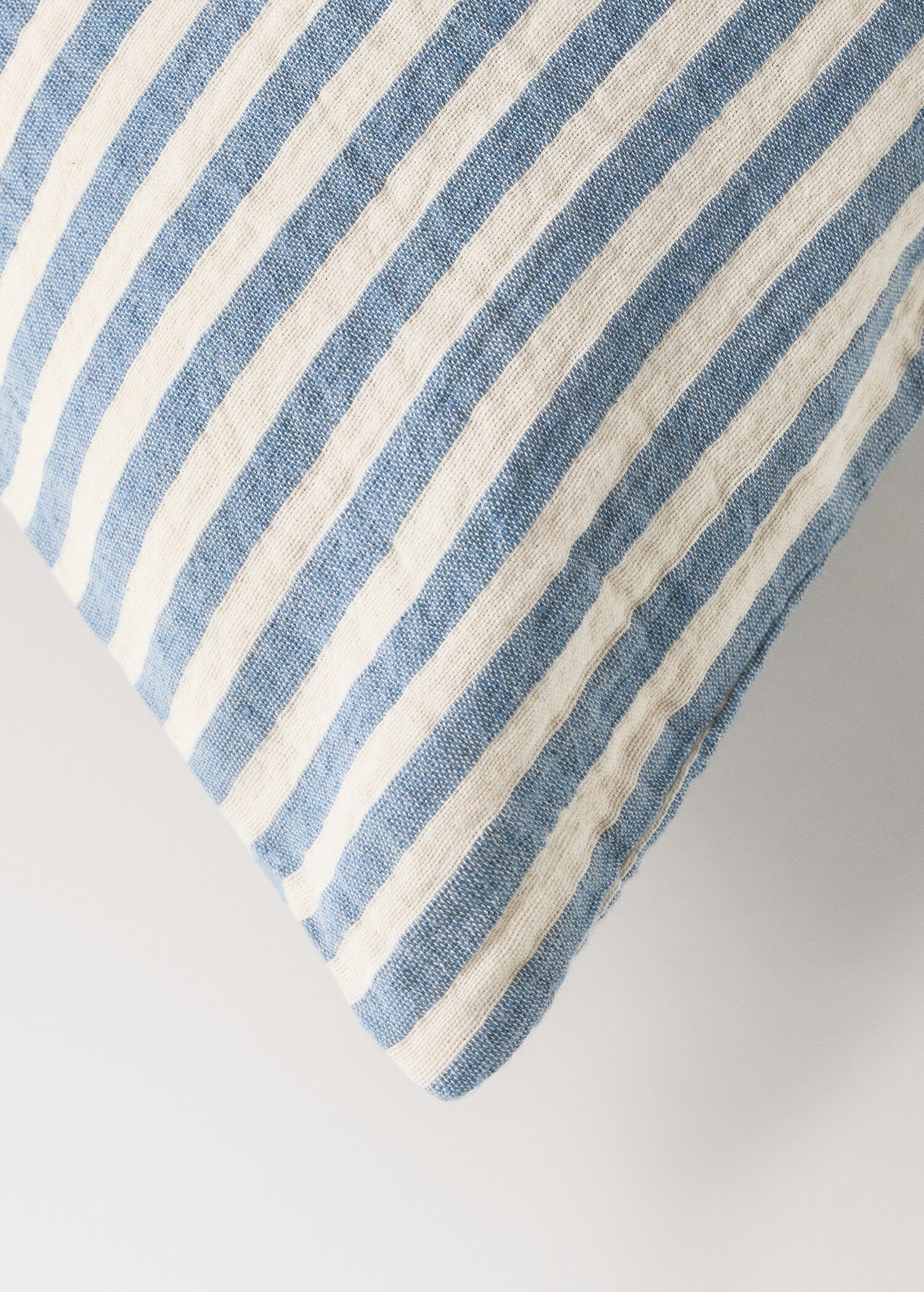 Katoenen kussenhoes met streeppatroon - Detail van het artikel 4