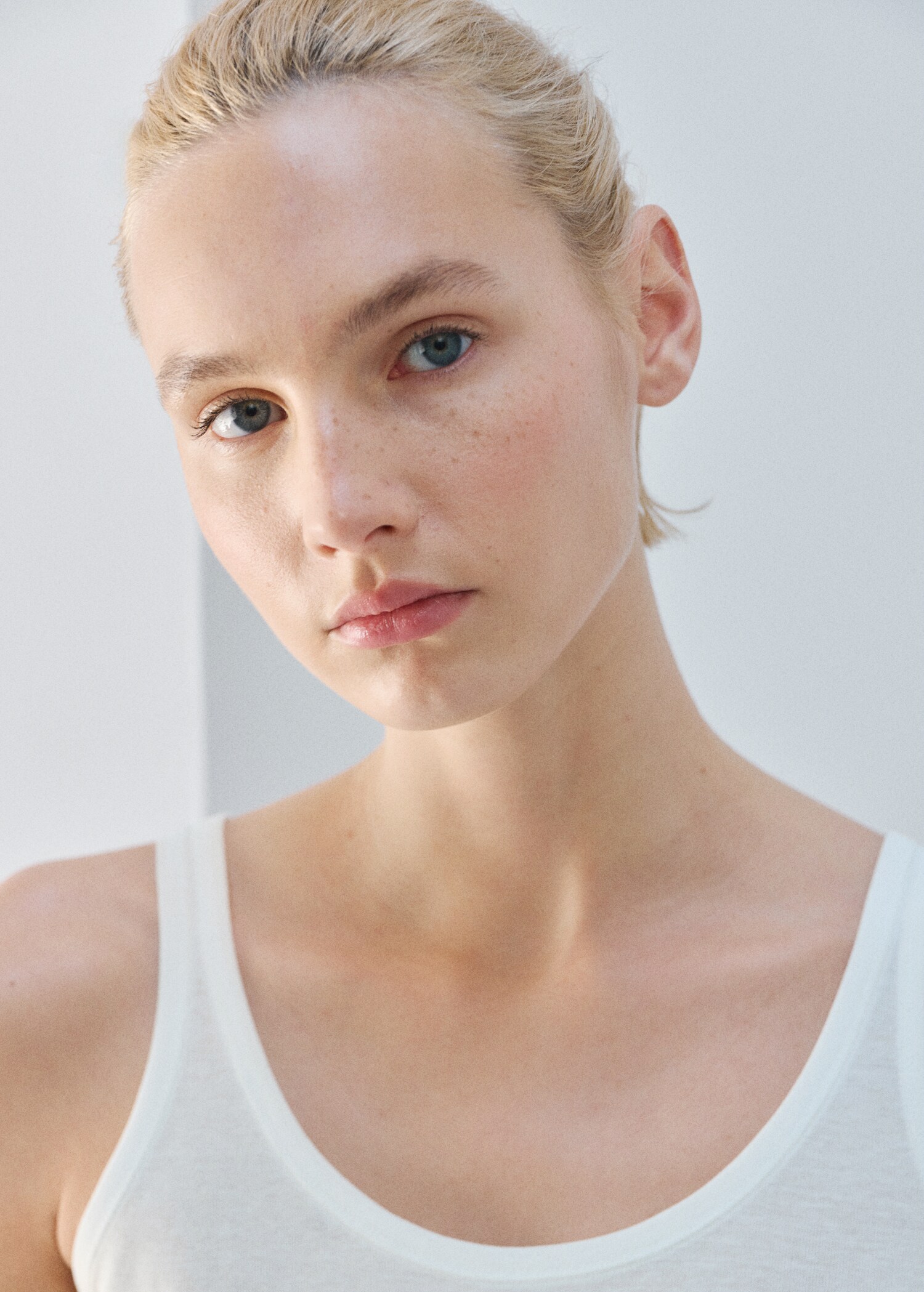 Top algodón cuello redondo - Detalle del artículo 1