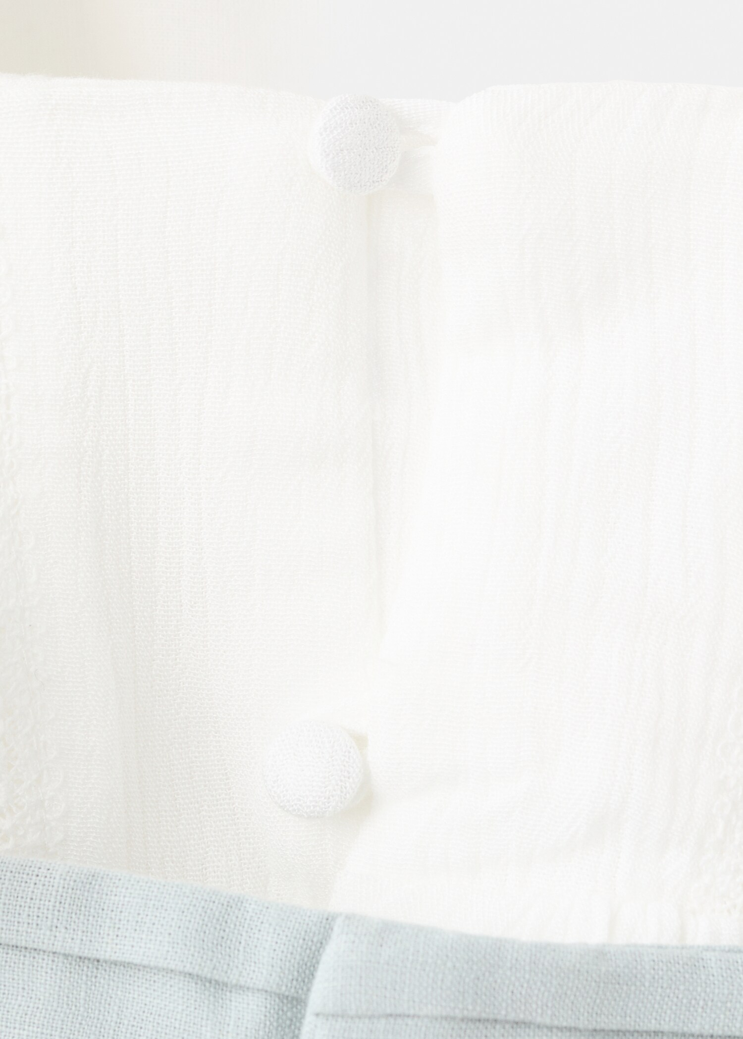 Vestit detall brodat - Detall de l'article 0