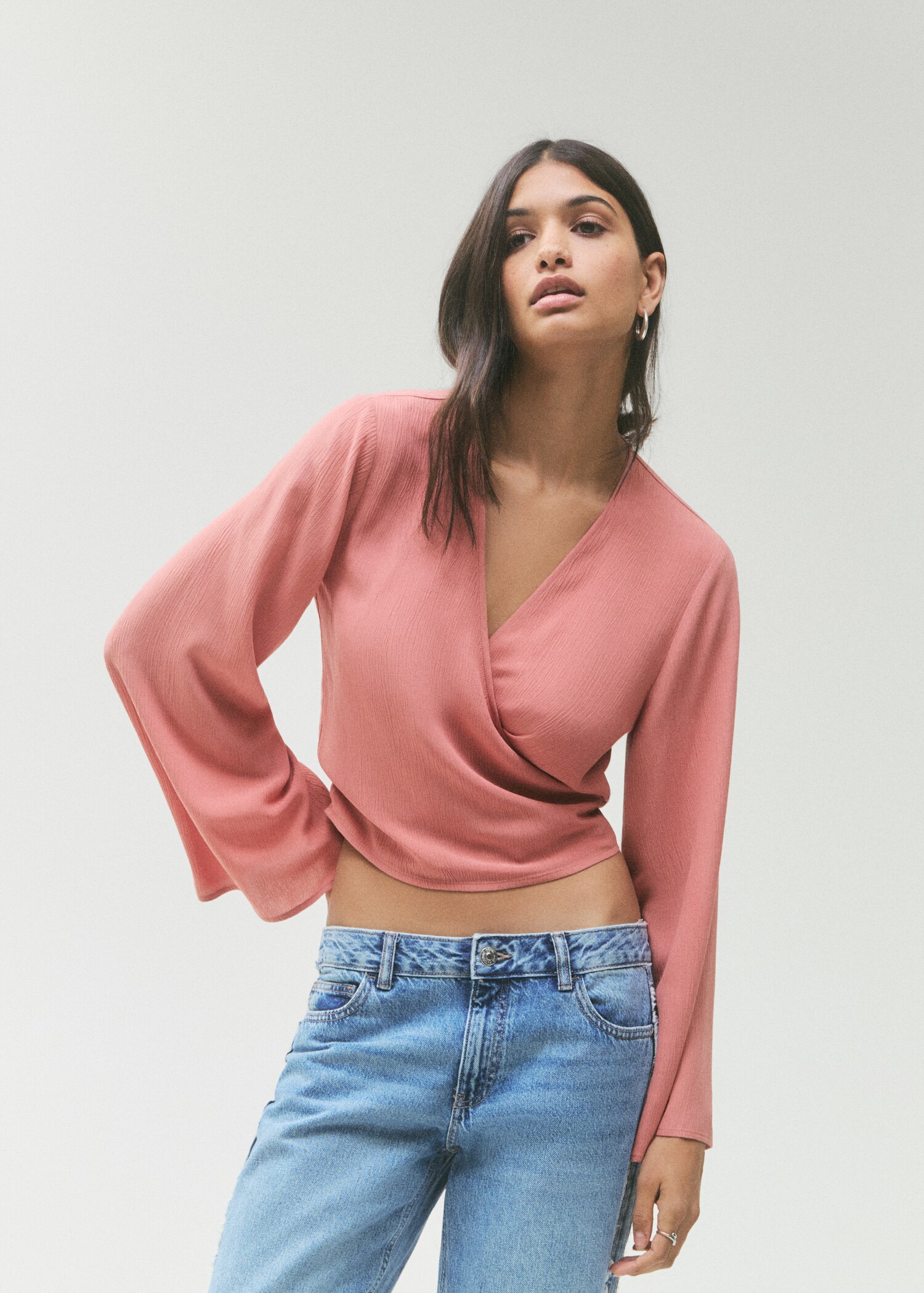 Double-breasted blouse with bow - Medium plane