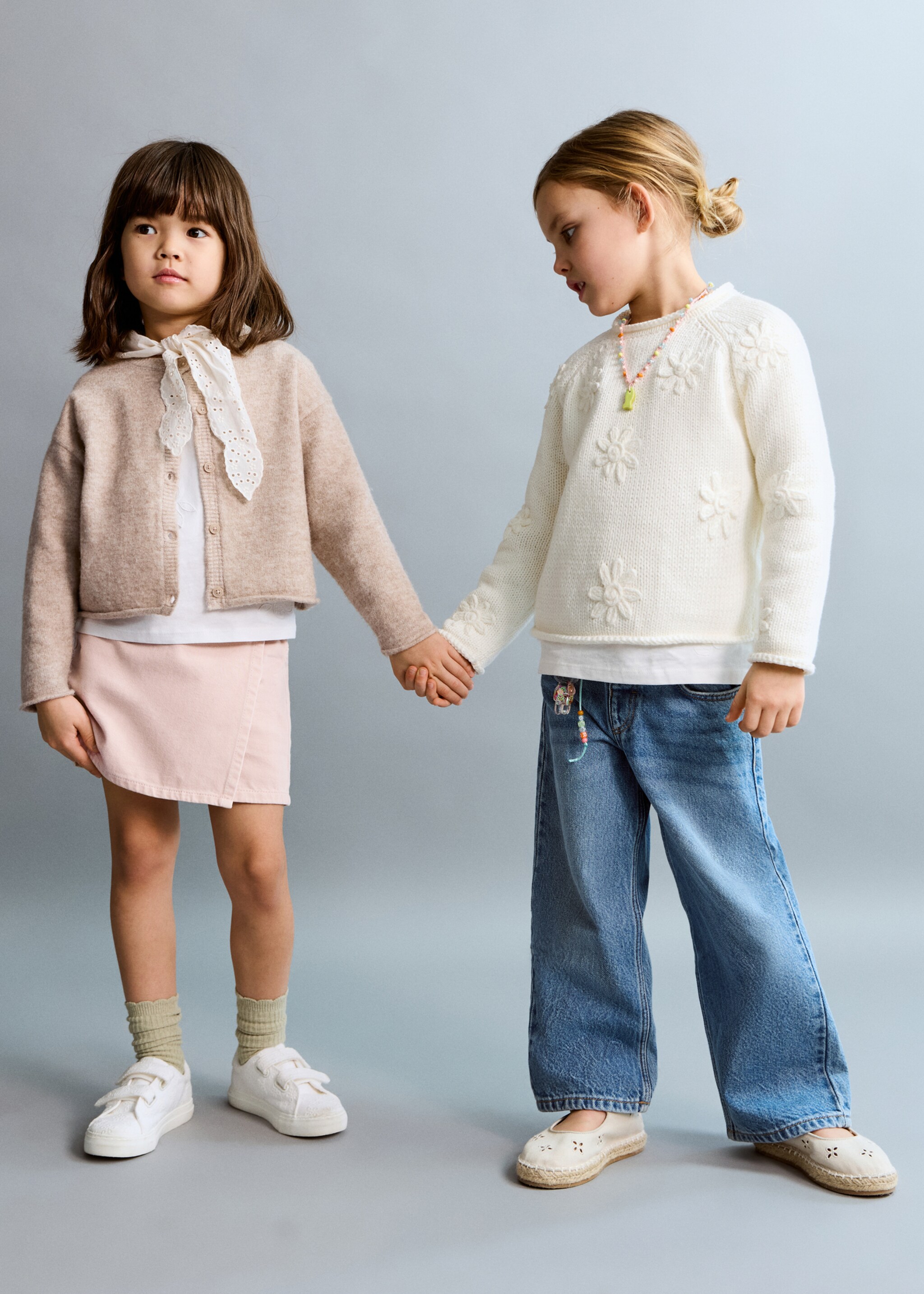 Cárdigan punto botones - Plano medio, Marrón medio. Ref: 27043731-00.