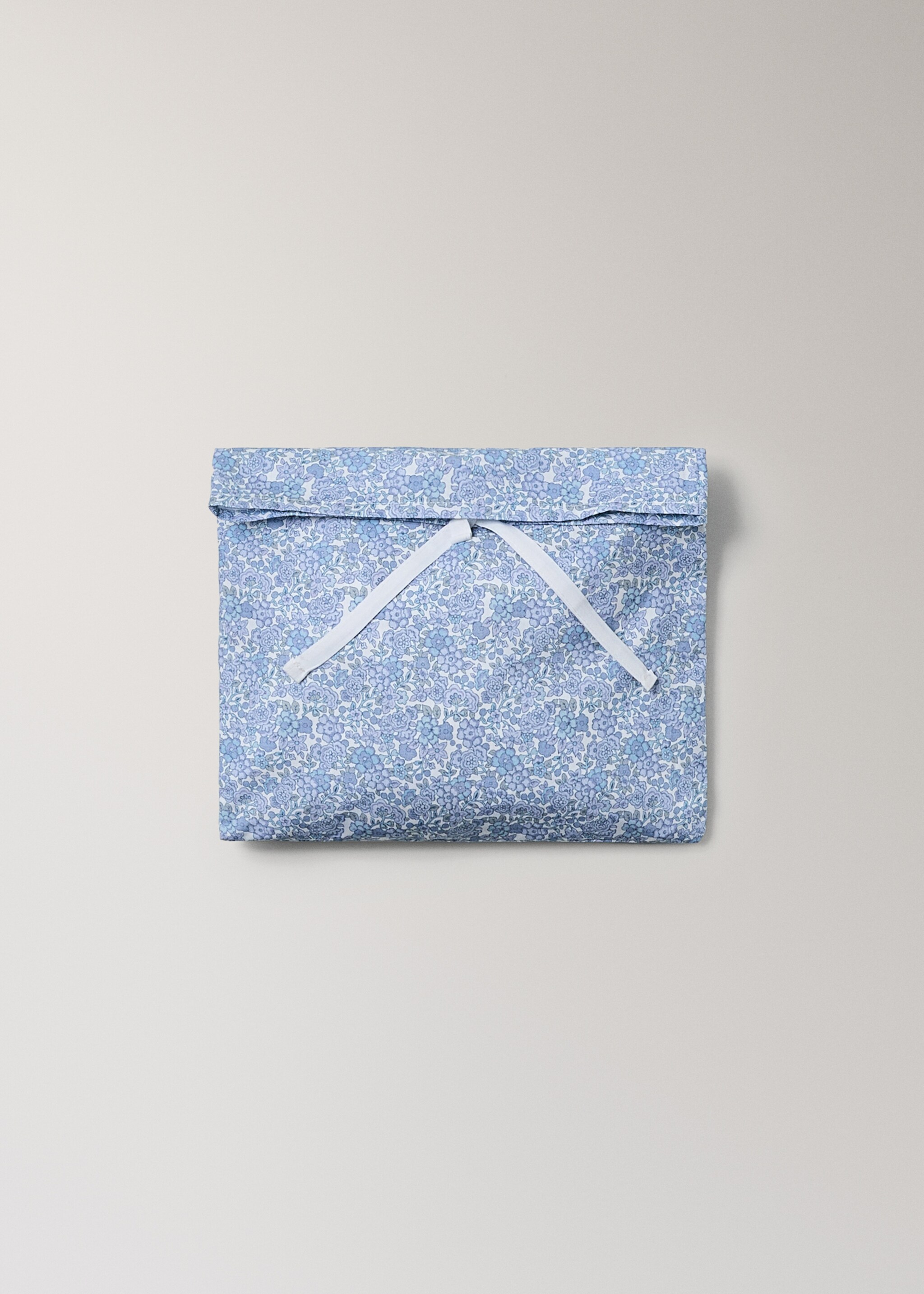 Cot bed sheet and pillowcase set in cotton percale with floral design - Details of the article 2, Blue. Ref: 27044060-00.