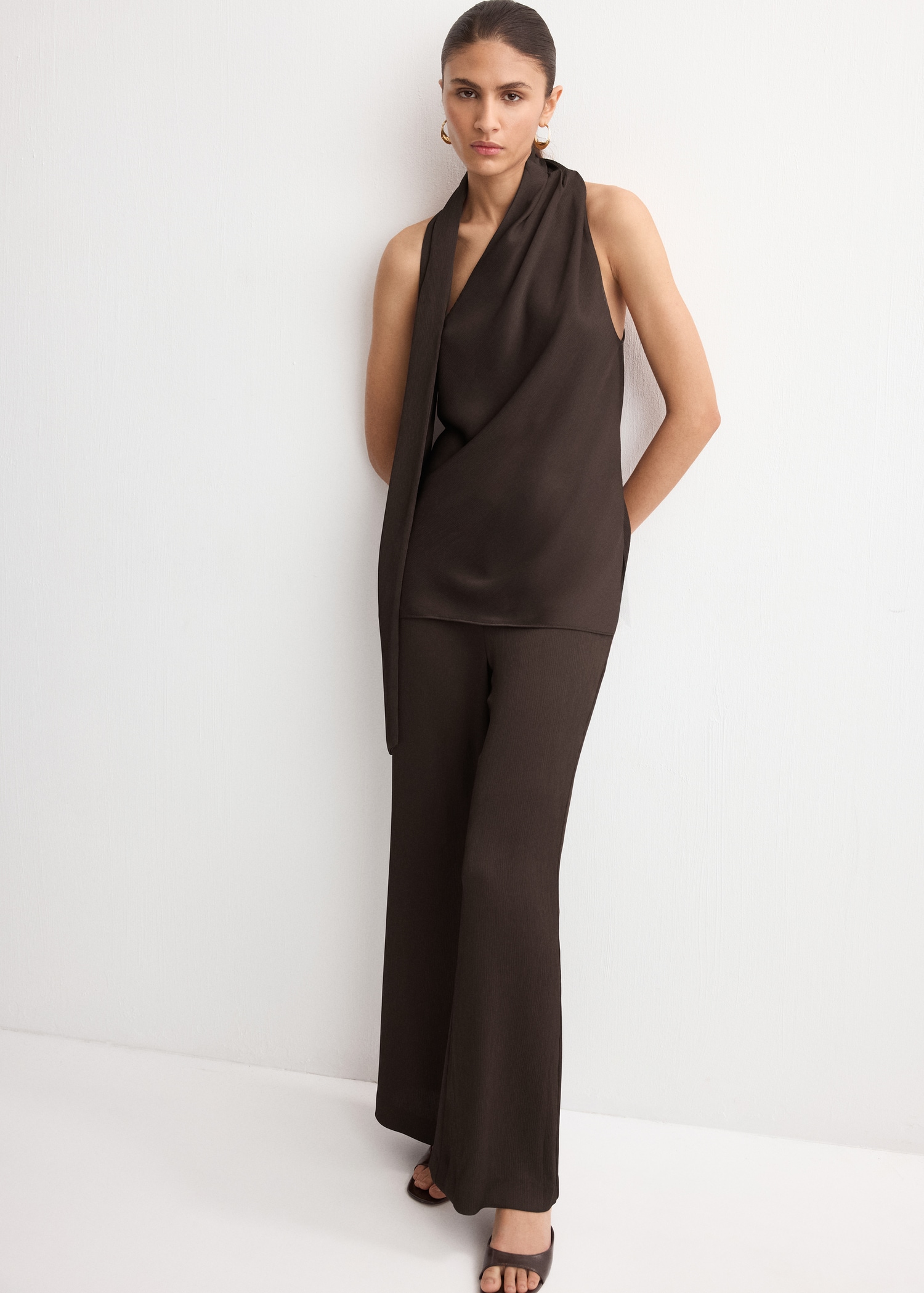 Satin straight-fit trousers - Details of the article 2