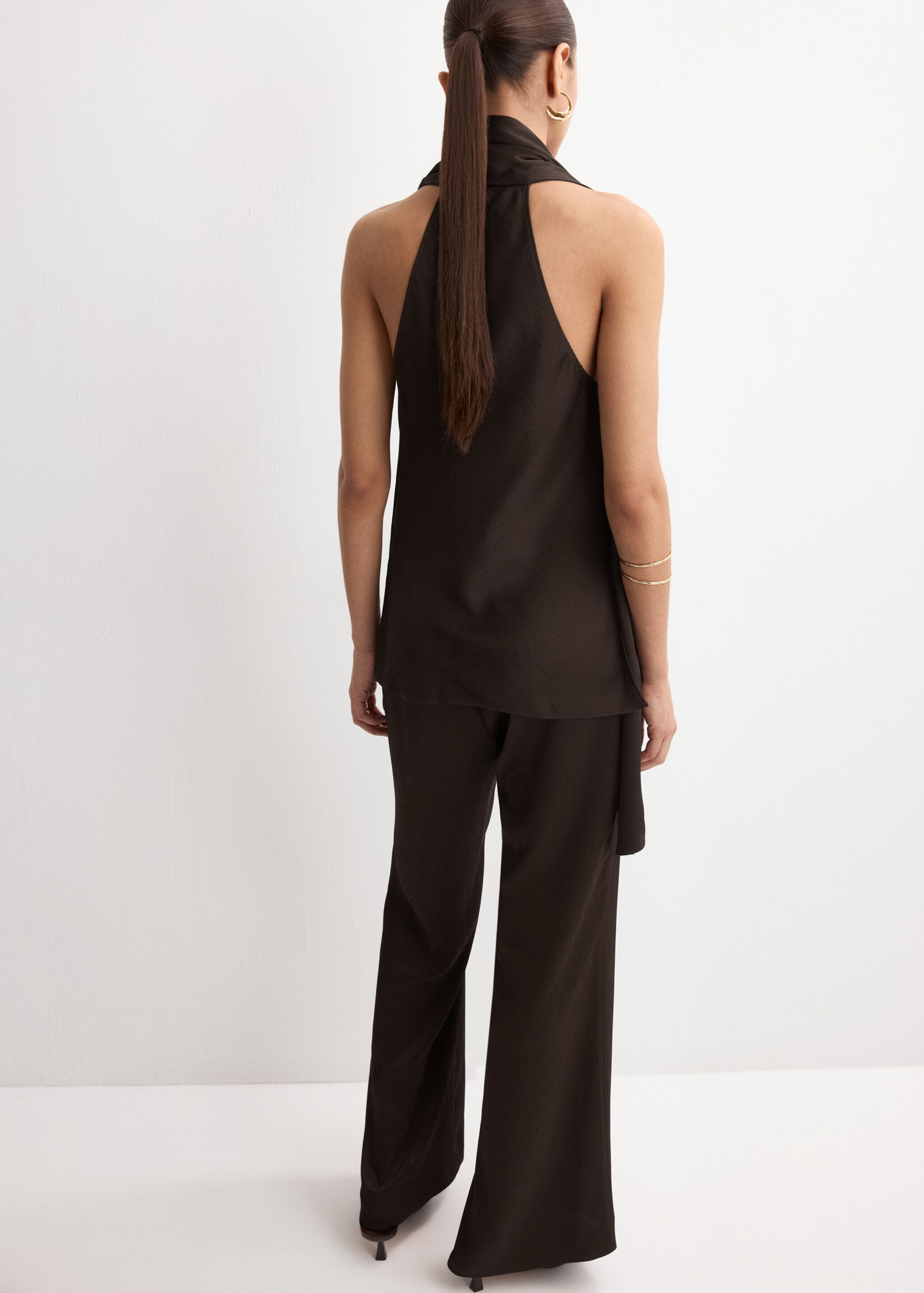 Satin straight-fit trousers - Reverse of the article, Chocolate. Ref: 27044075-00.