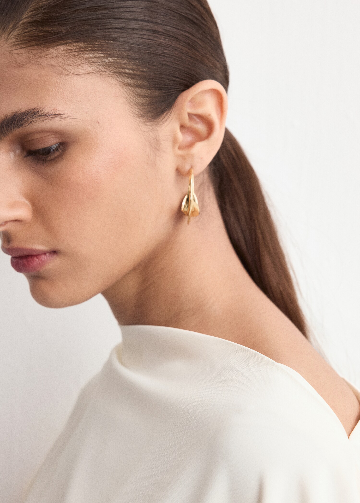 Robe satinée froncée - Détail de l'article 1