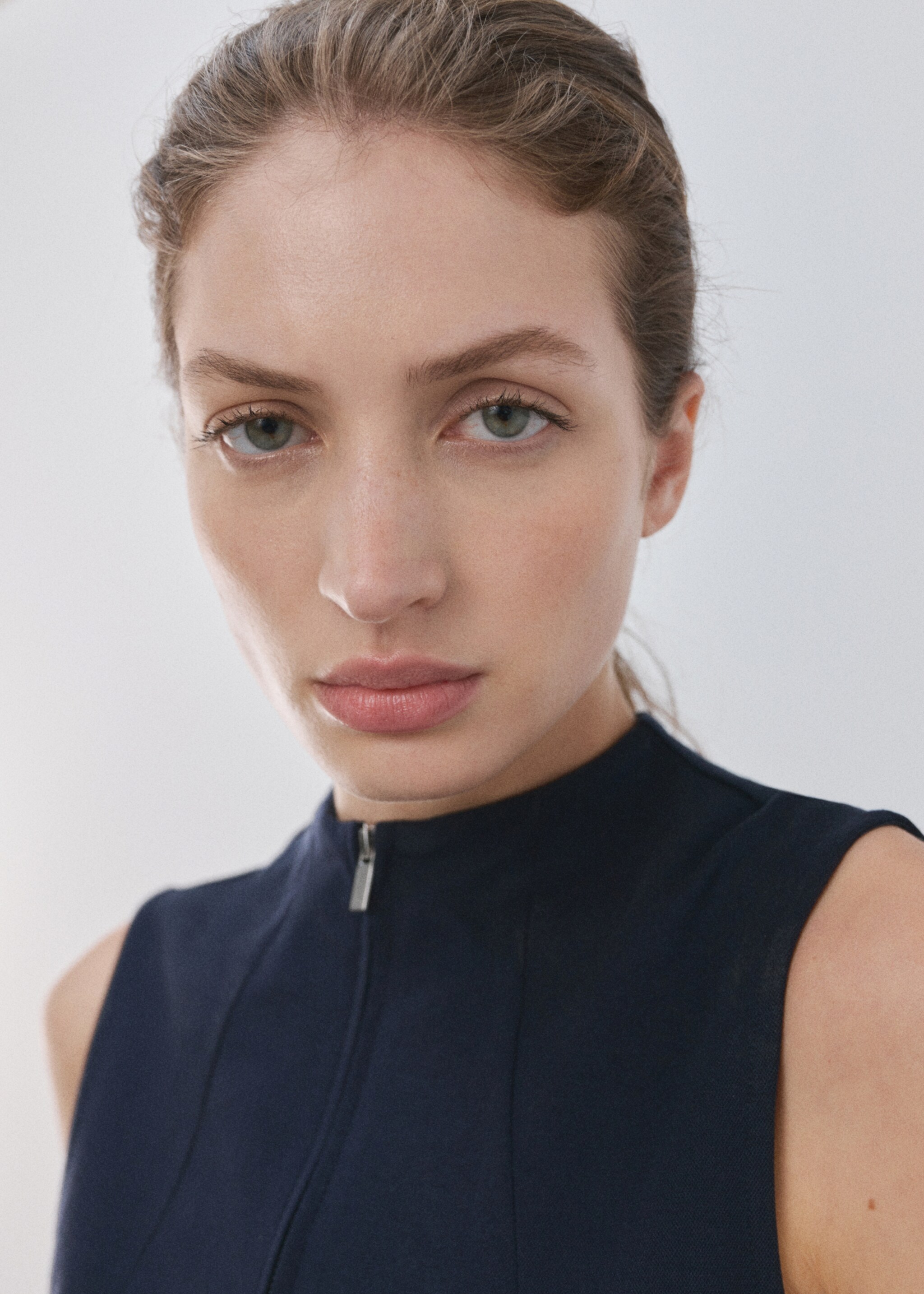 Zipper fitted waistcoat - Details of the article 1, Dark Navy. Ref: 27044079-00.