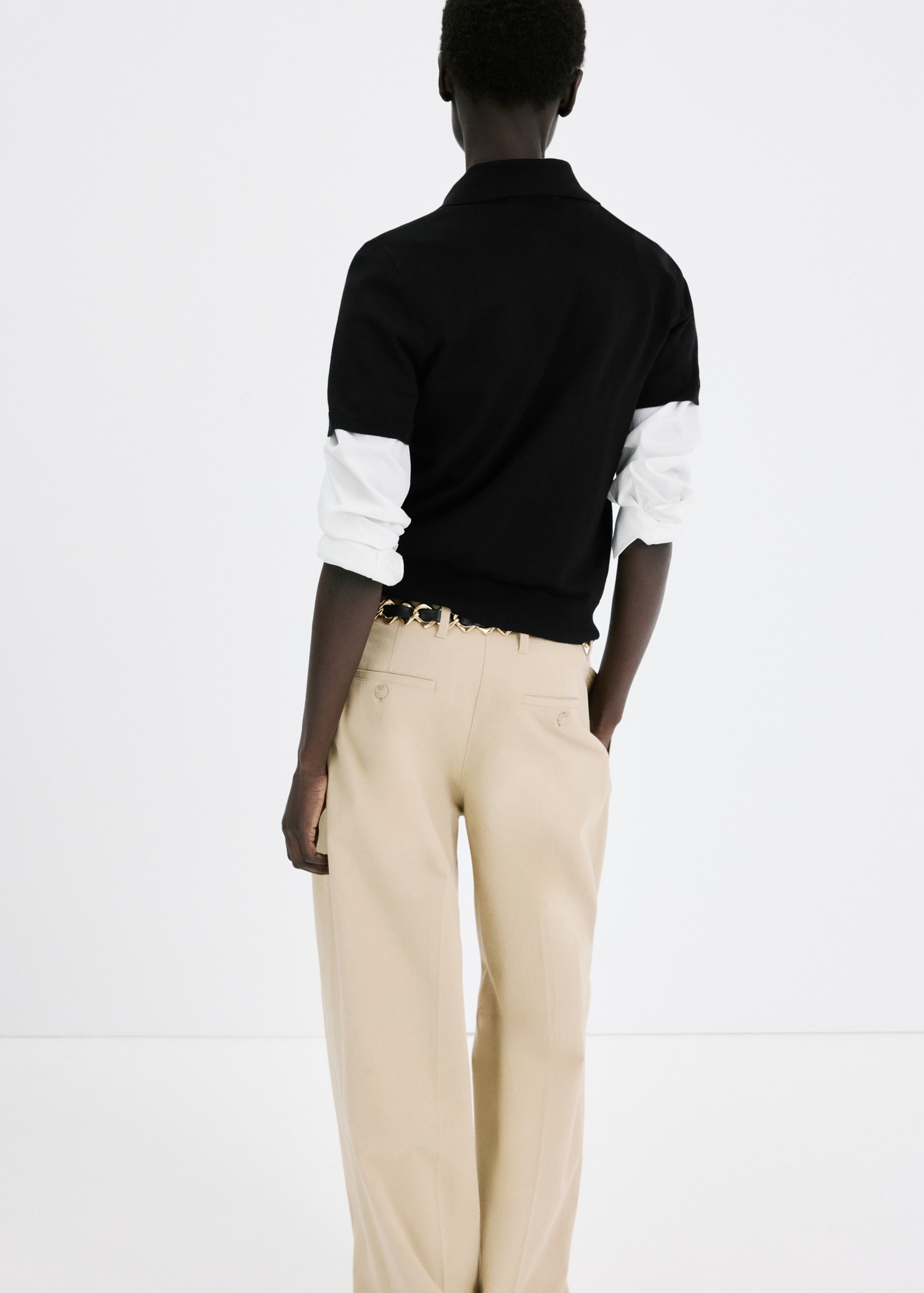 Polo neck sweater - Reverse of the article