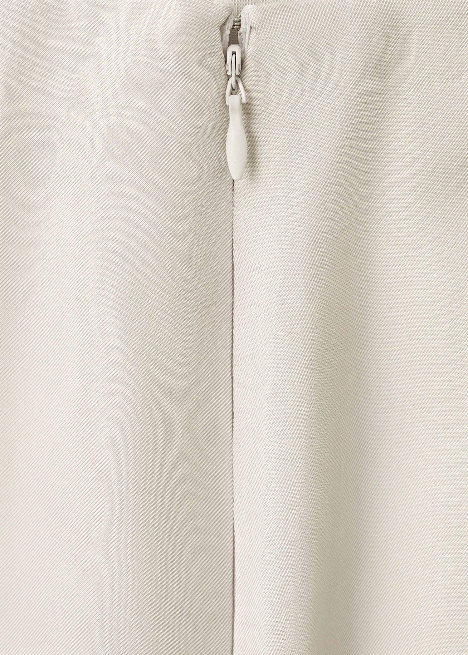 High-waist straight trousers - Details of the article 8