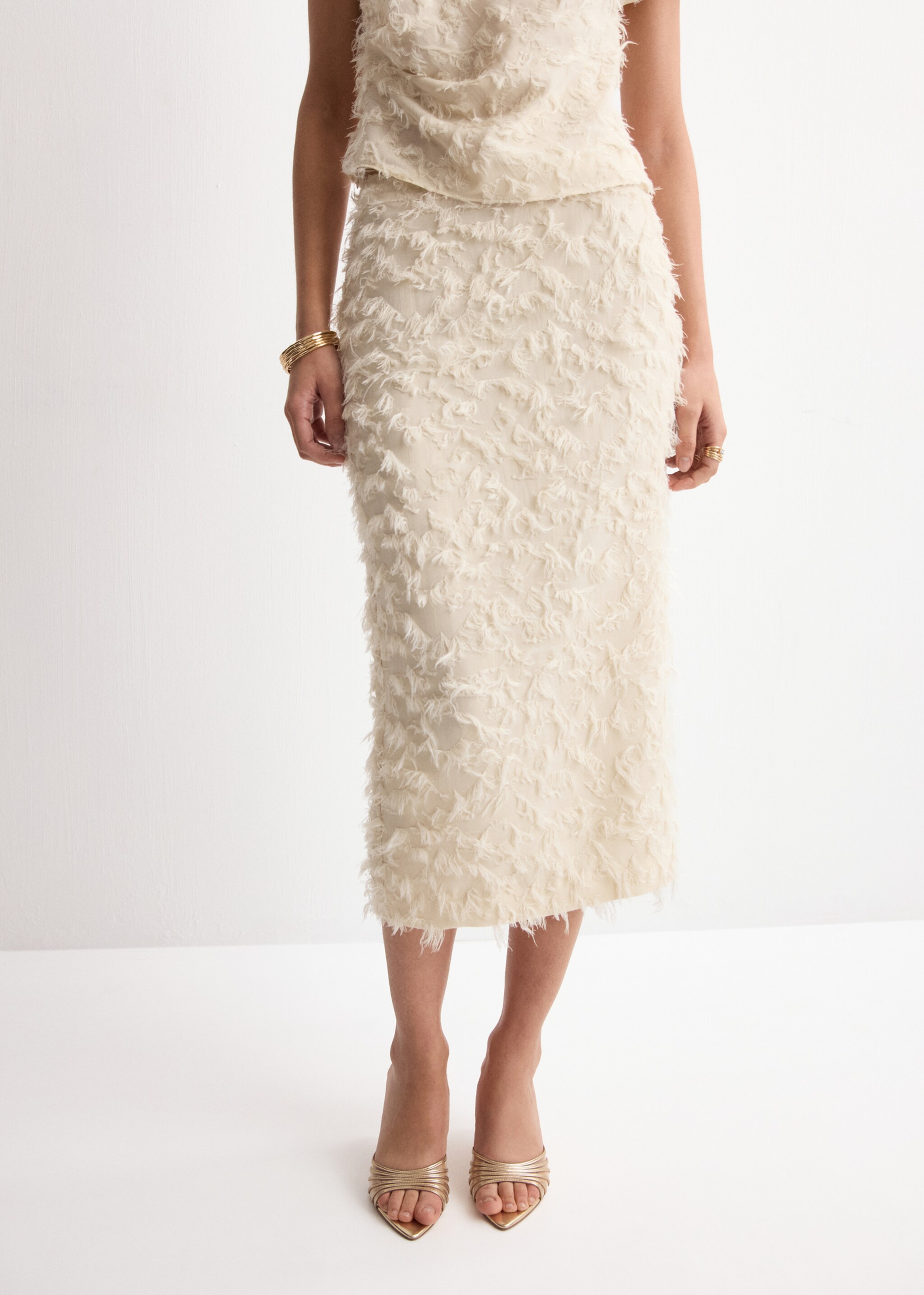 Feathered pencil skirt - Medium plane, Ecru. Ref: 27044089-00.
