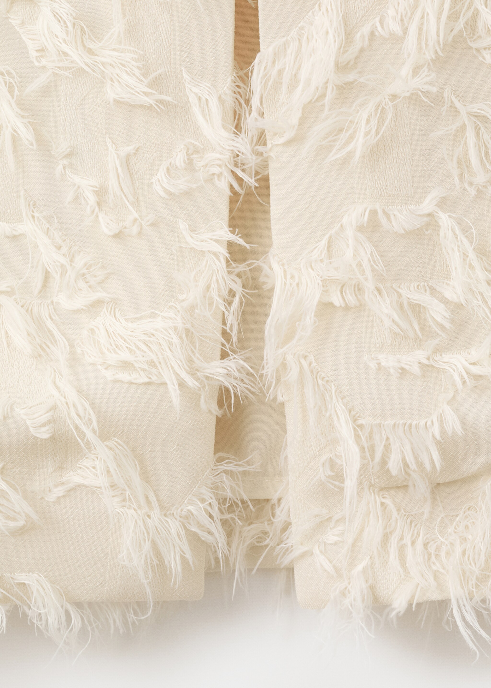 Feathered pencil skirt - Details of the article 0, Ecru. Ref: 27044089-00.