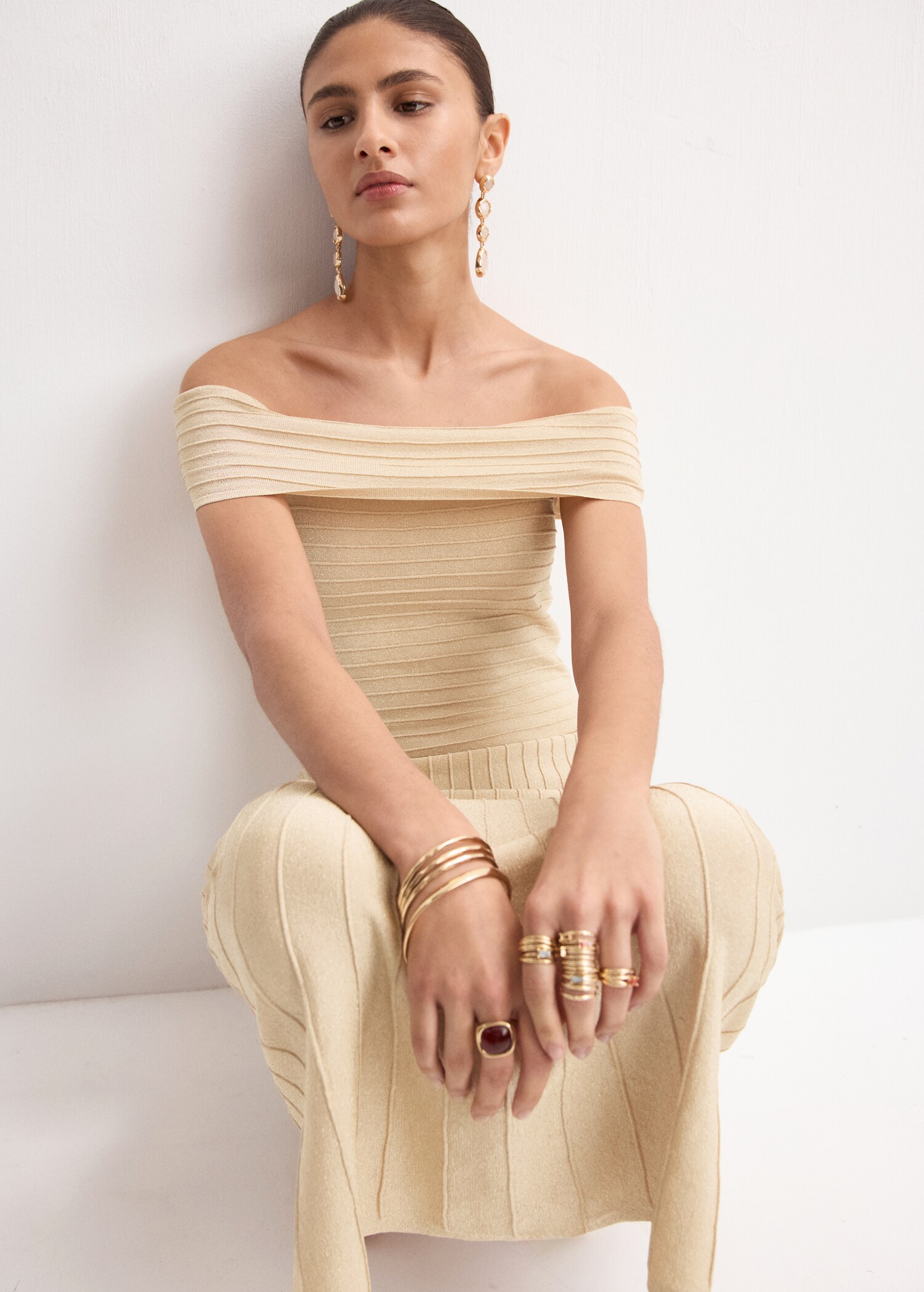 Strapless flared dress - Details of the article 2