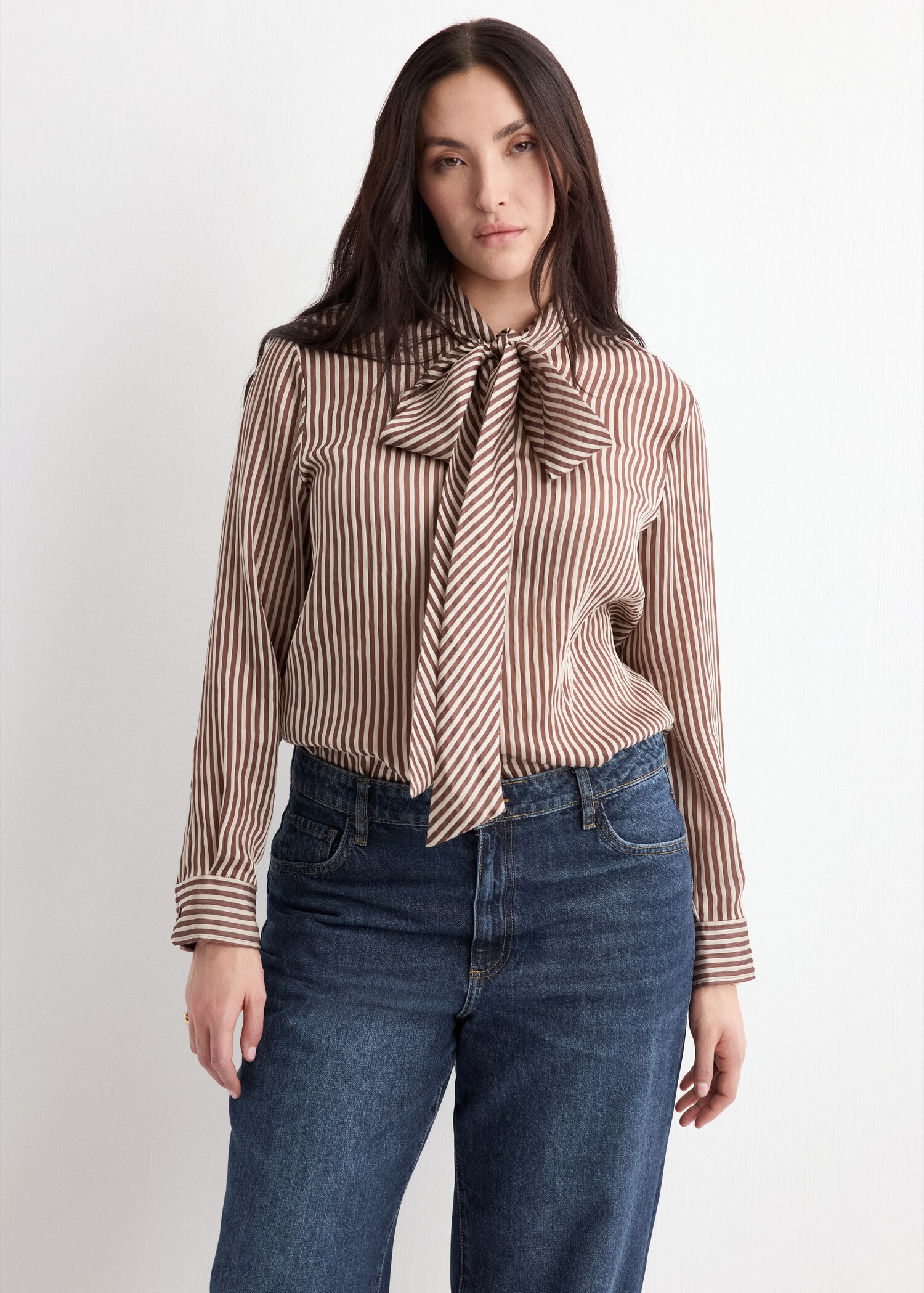 Striped blouse with bow tie neck - Details of the article 5