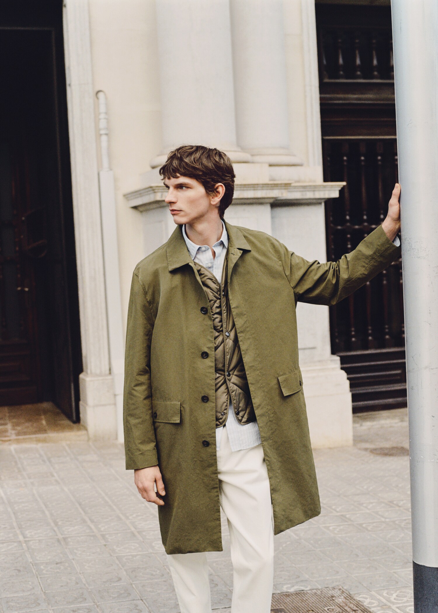 Water-repellent parka with detachable gilet - Details of the article 9