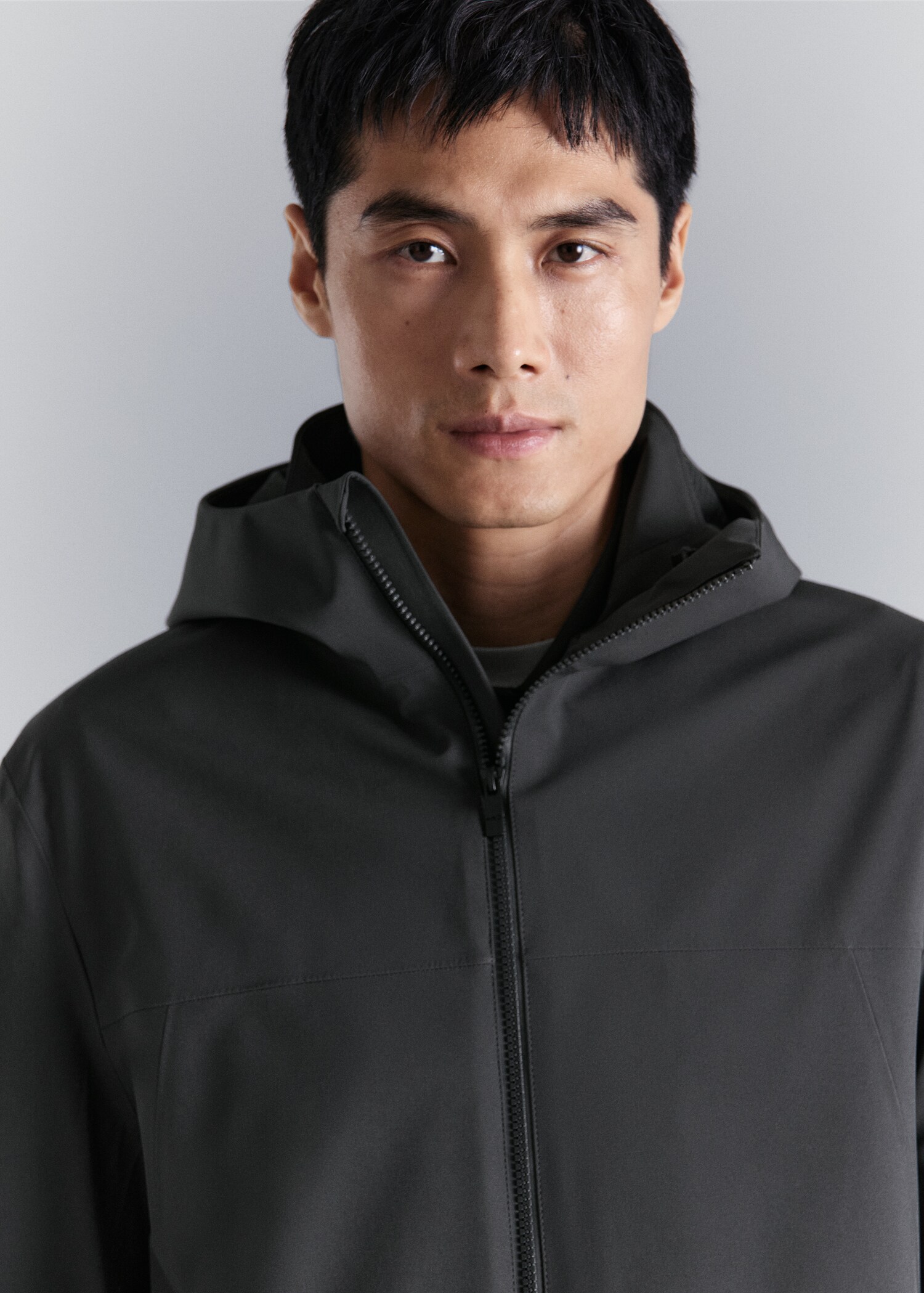 Water-repellent parka with pockets - Details of the article 1