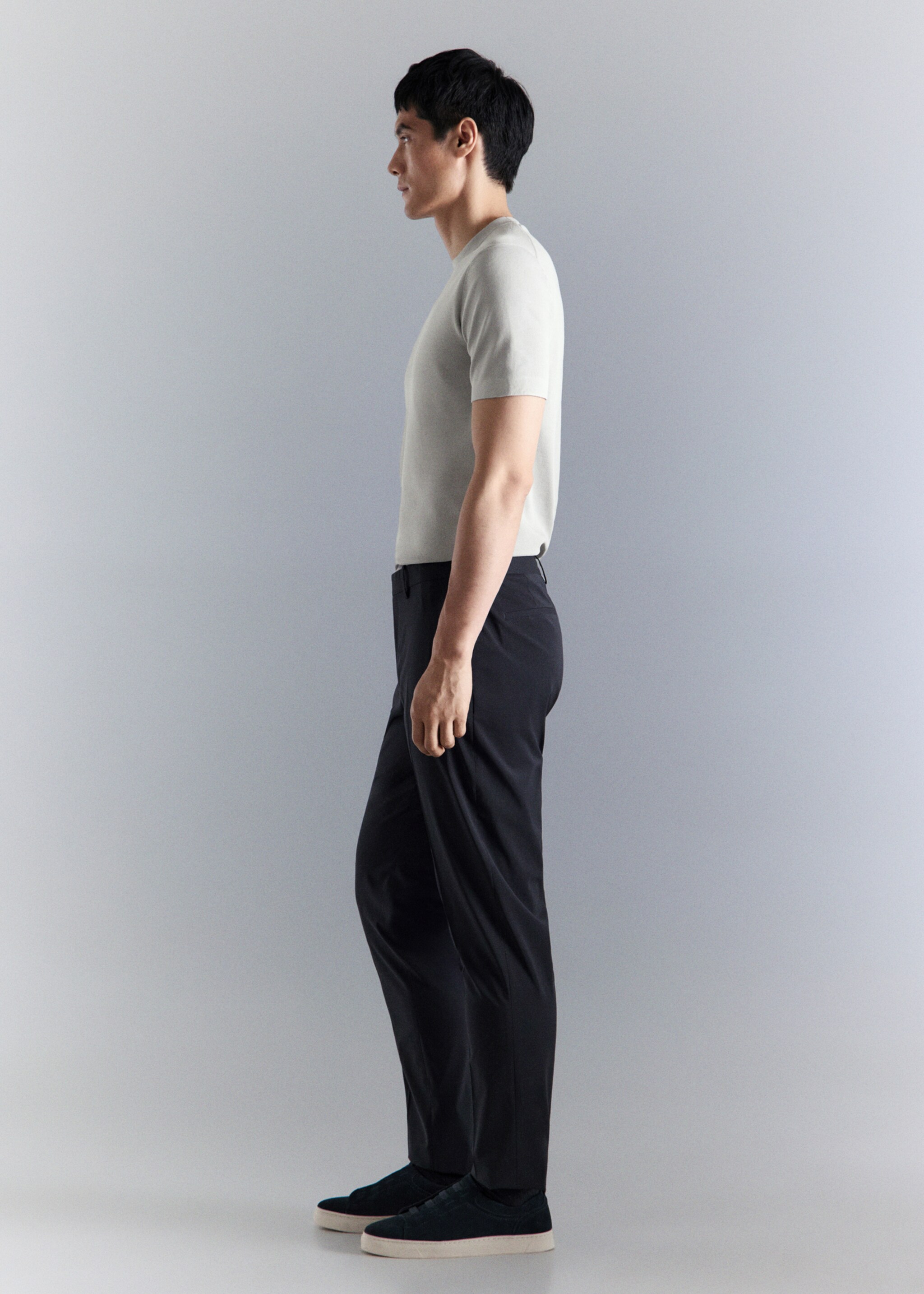 Trousers travel - Details of the article 2, Navy. Ref: 27044420-00.