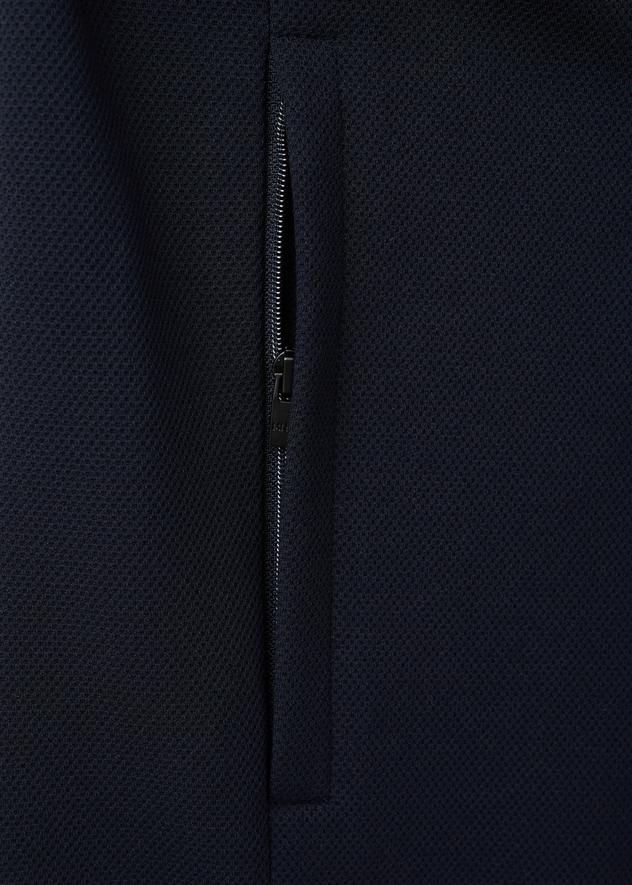 Свитшот прямого кроя на молнии из технологичной ткани - Деталь изделия 0, Глубокий темно-синий. Ref: 27044426-00.