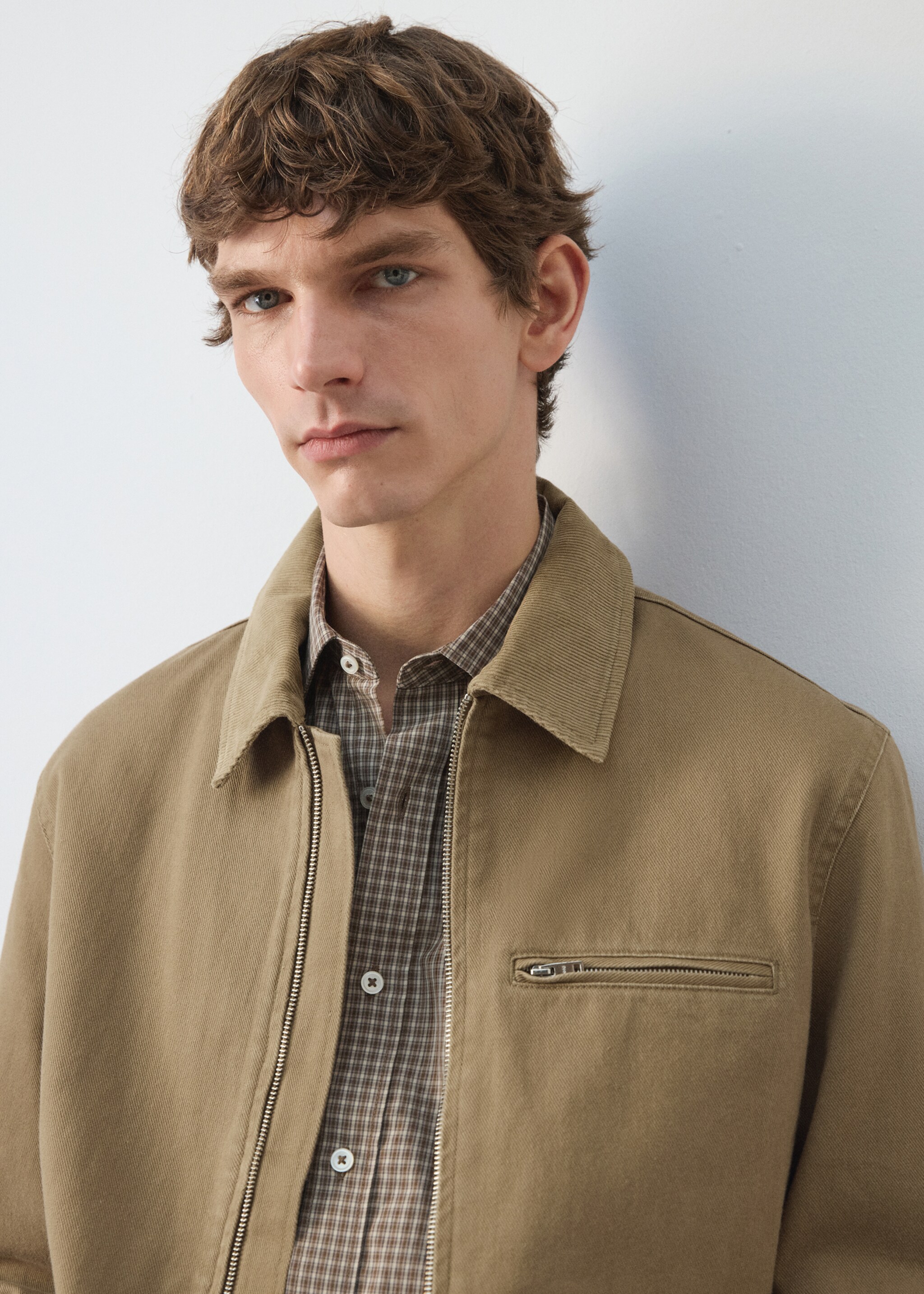 Corduroy collar denim jacket - Details of the article 1, Beige. Ref: 27044427-00.