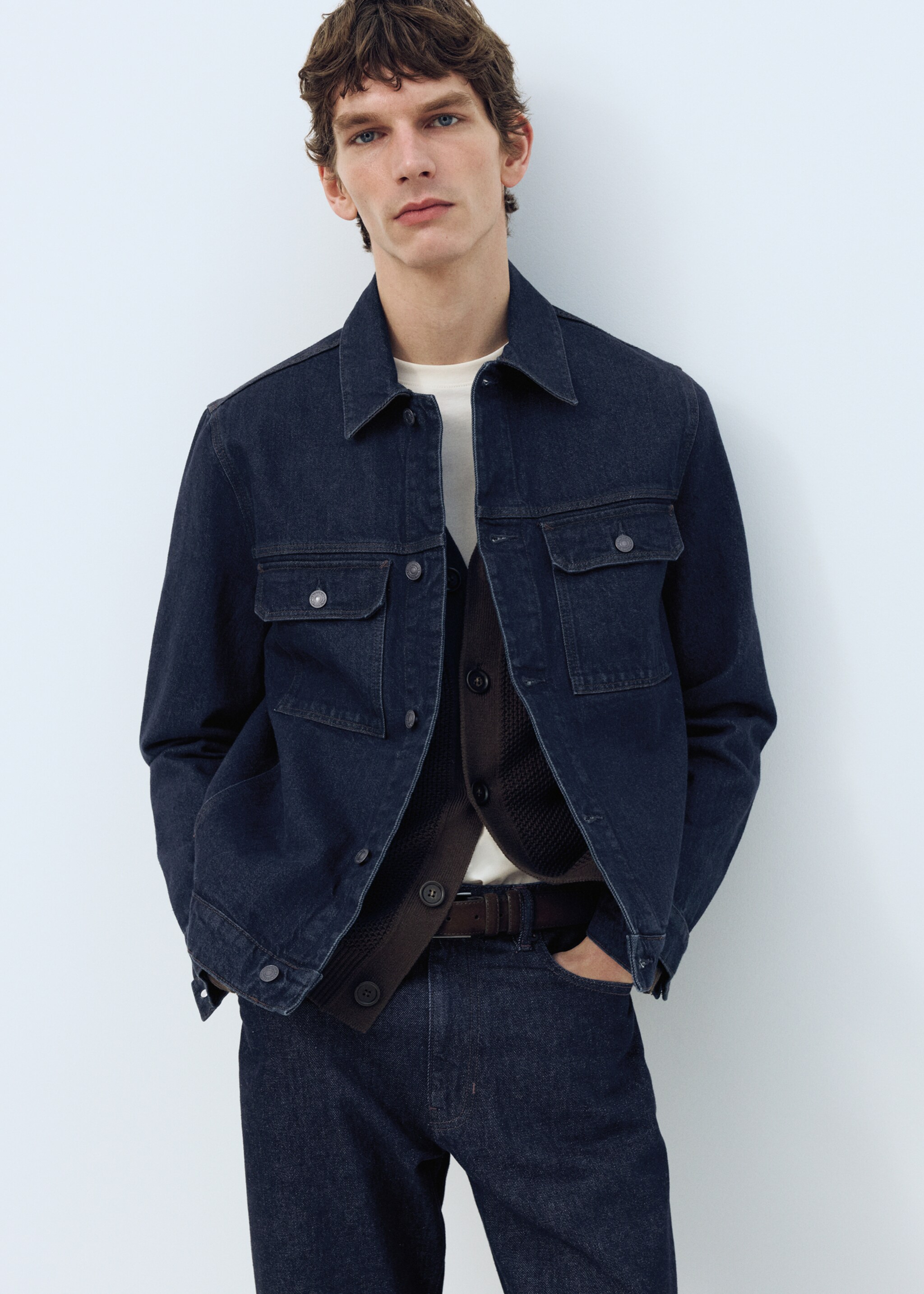 100% cotton denim jacket with pockets - Details of the article 5, Open Blue. Ref: 27044429-00.