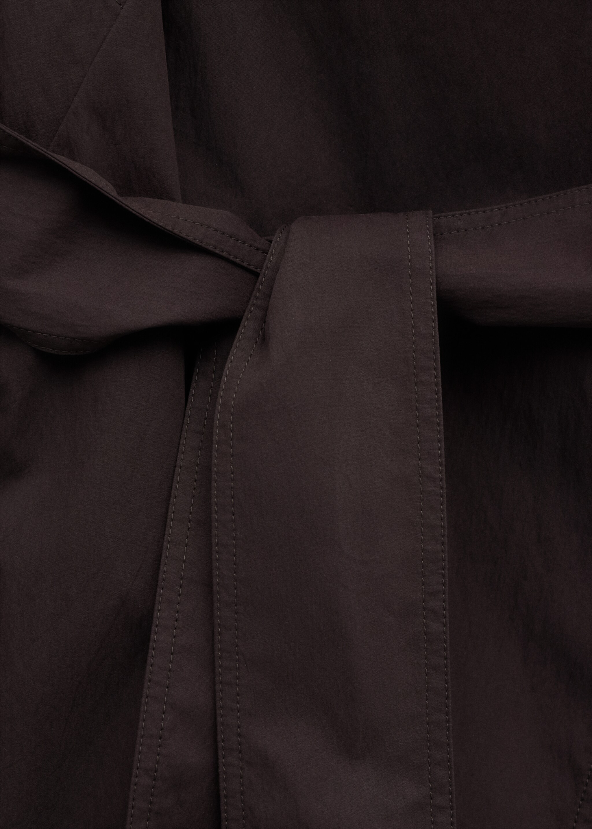 Cotton trench with maxi lapels and belt - Details of the article 0, Plum. Ref: 27044446-00.