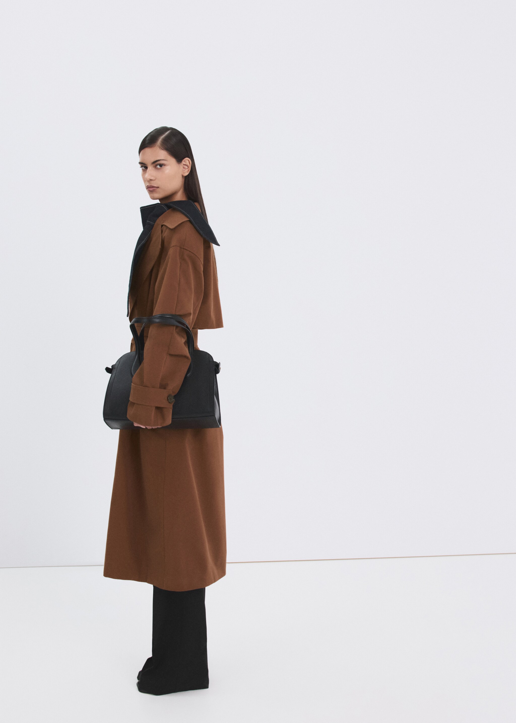Long double-breasted trench coat - Details of the article 2, Brown. Ref: 27044781-00.