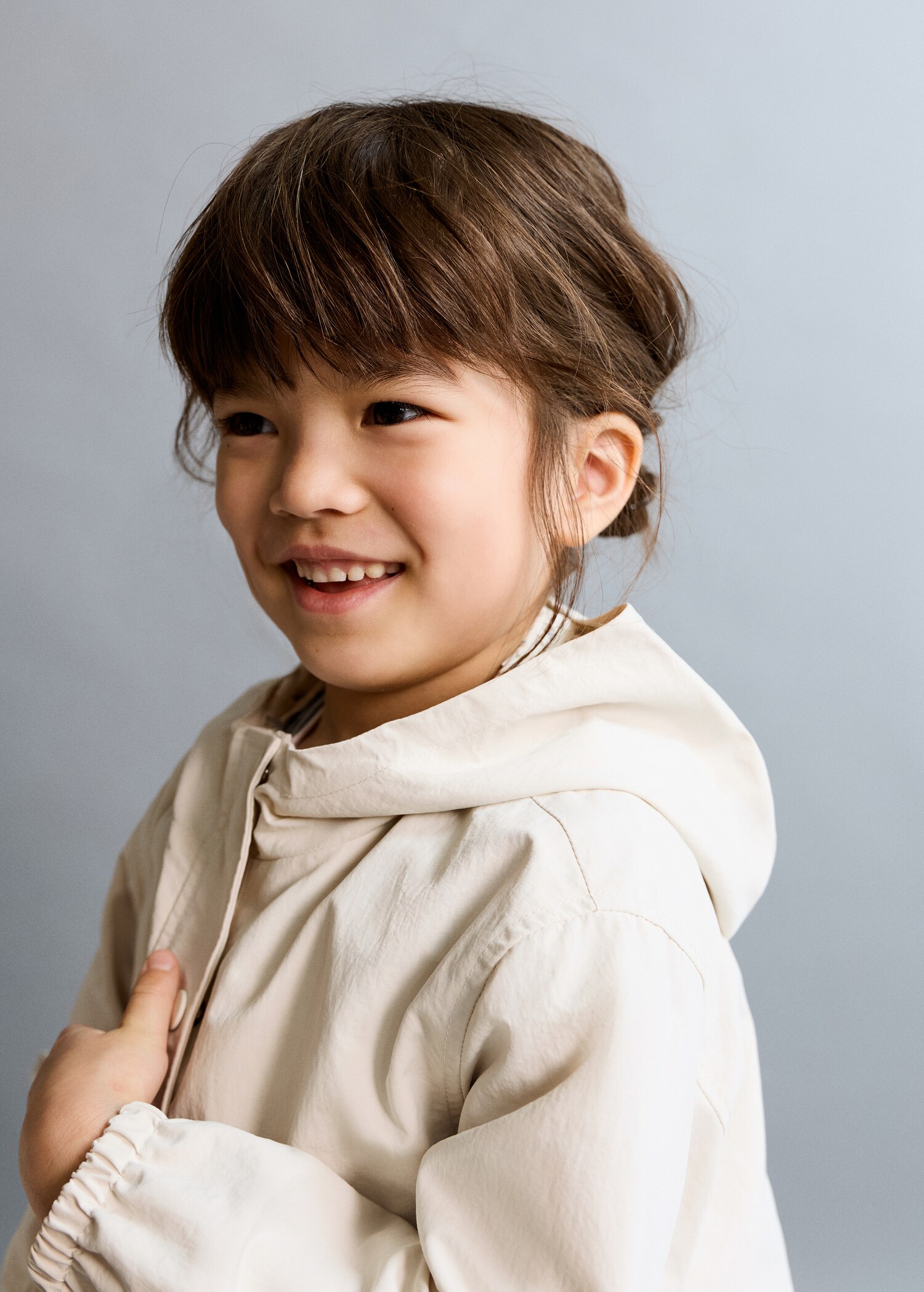 Chaqueta impermeable capucha - Detalle del artículo 1