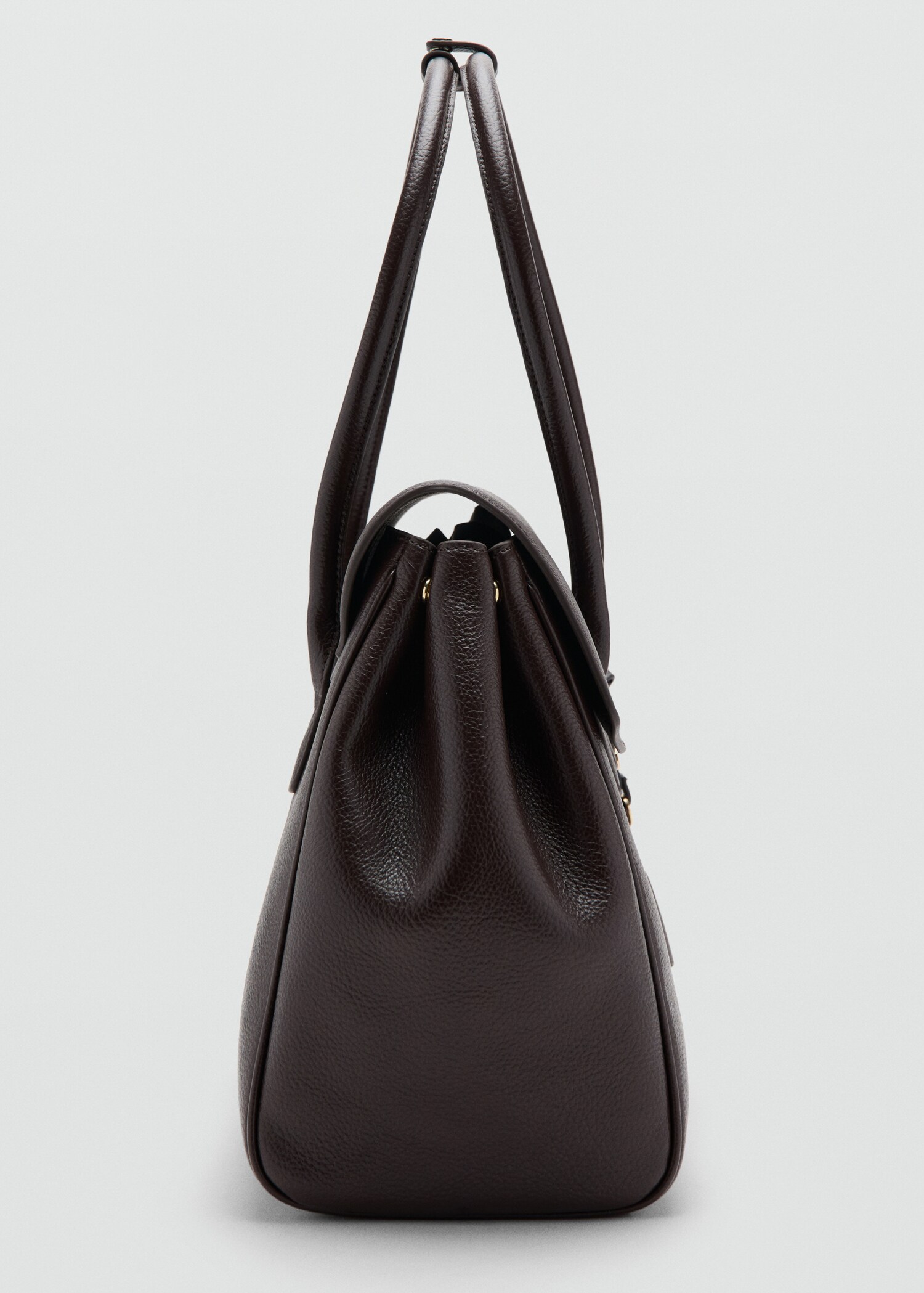 Medium city handbag with flap - Details of the article 1