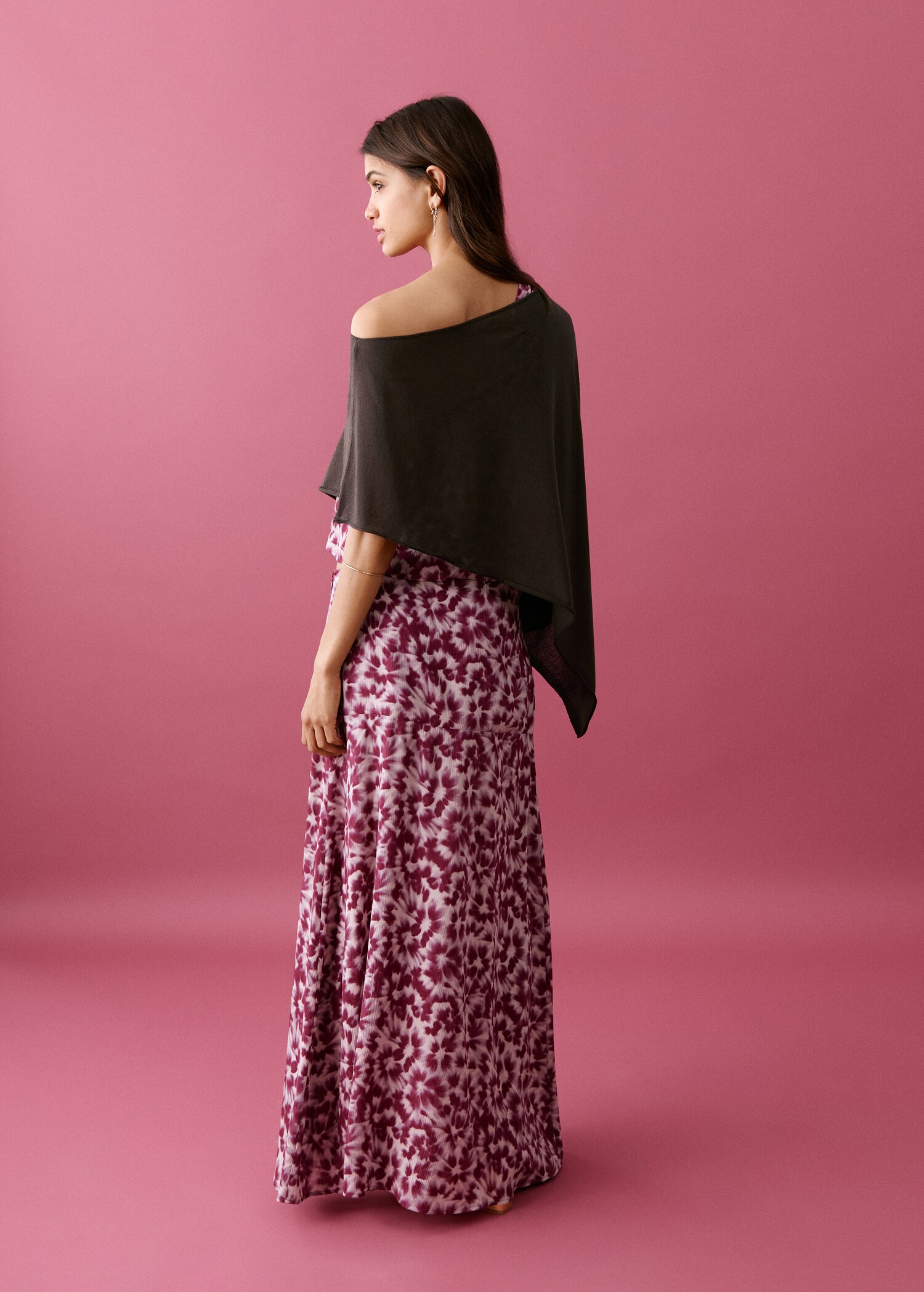 Asymmetrisches Strick-Cape - Rückseite des Artikels