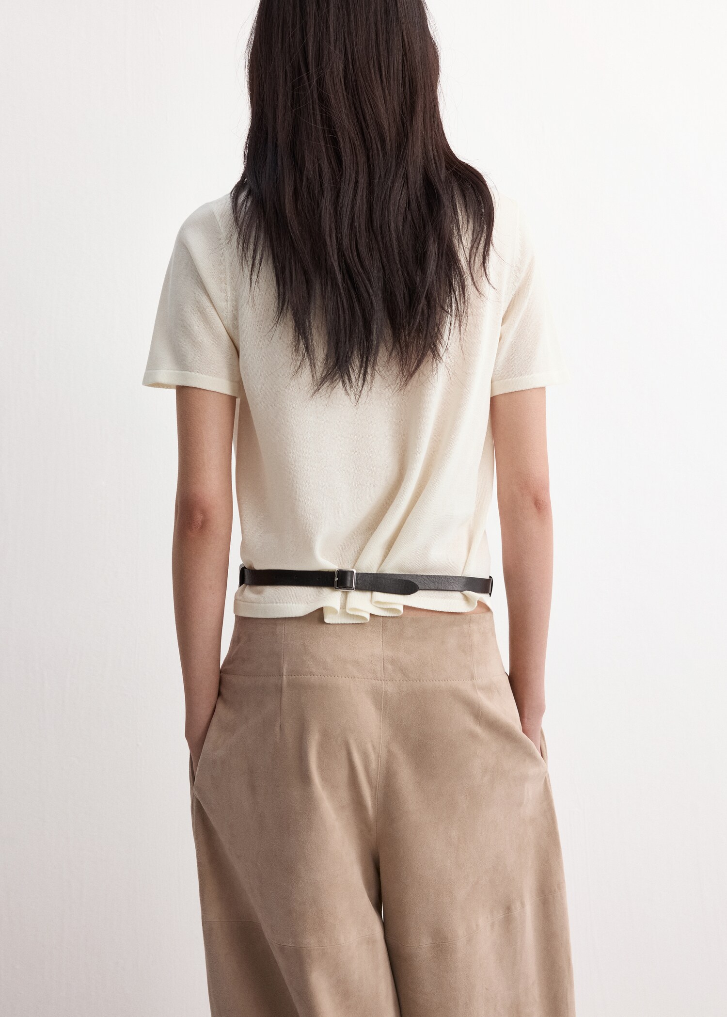 Short-sleeved knitted sweater - Reverse of the article