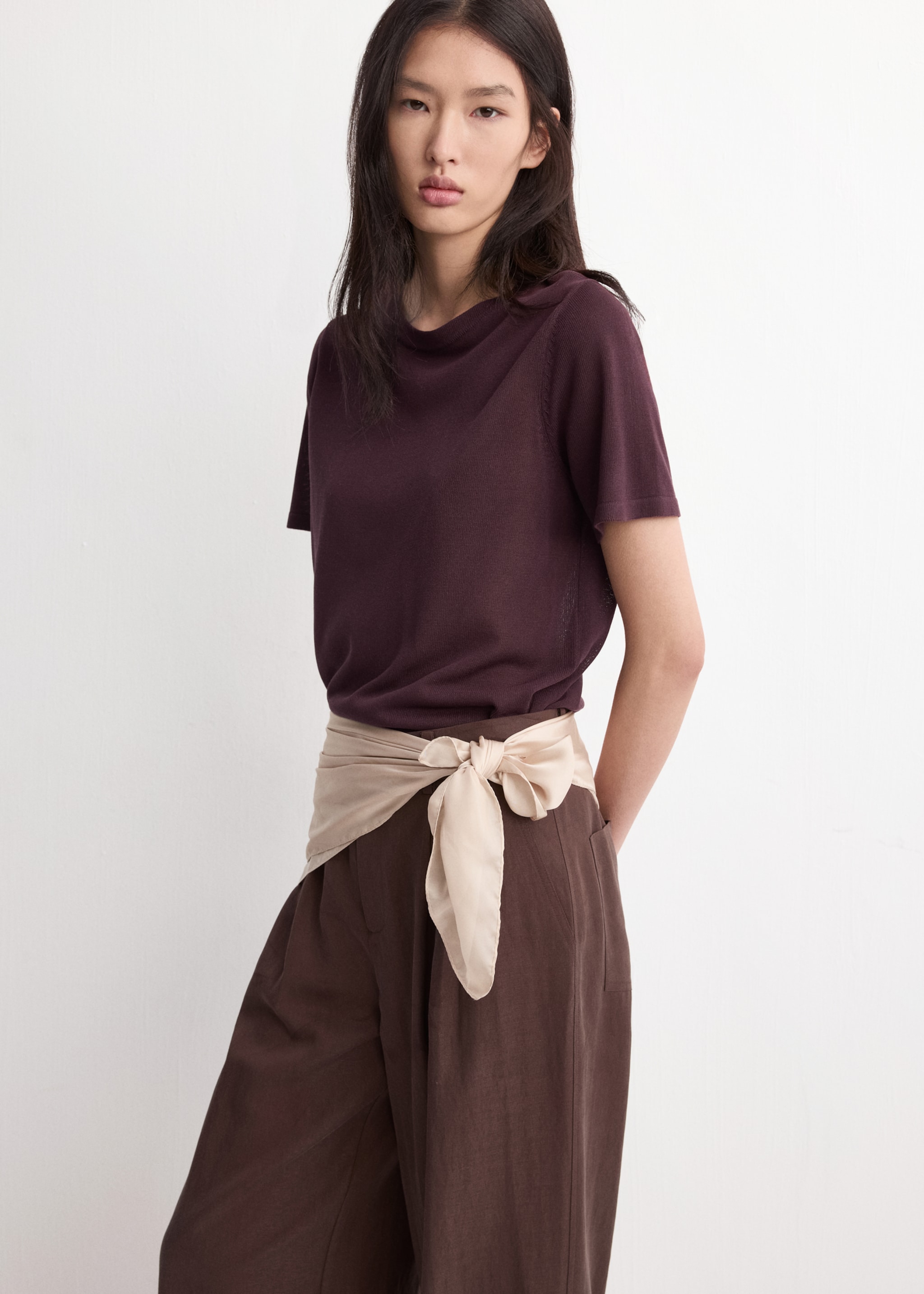 Short-sleeved knitted sweater - Medium plane, Wine. Ref: 27045820-00.