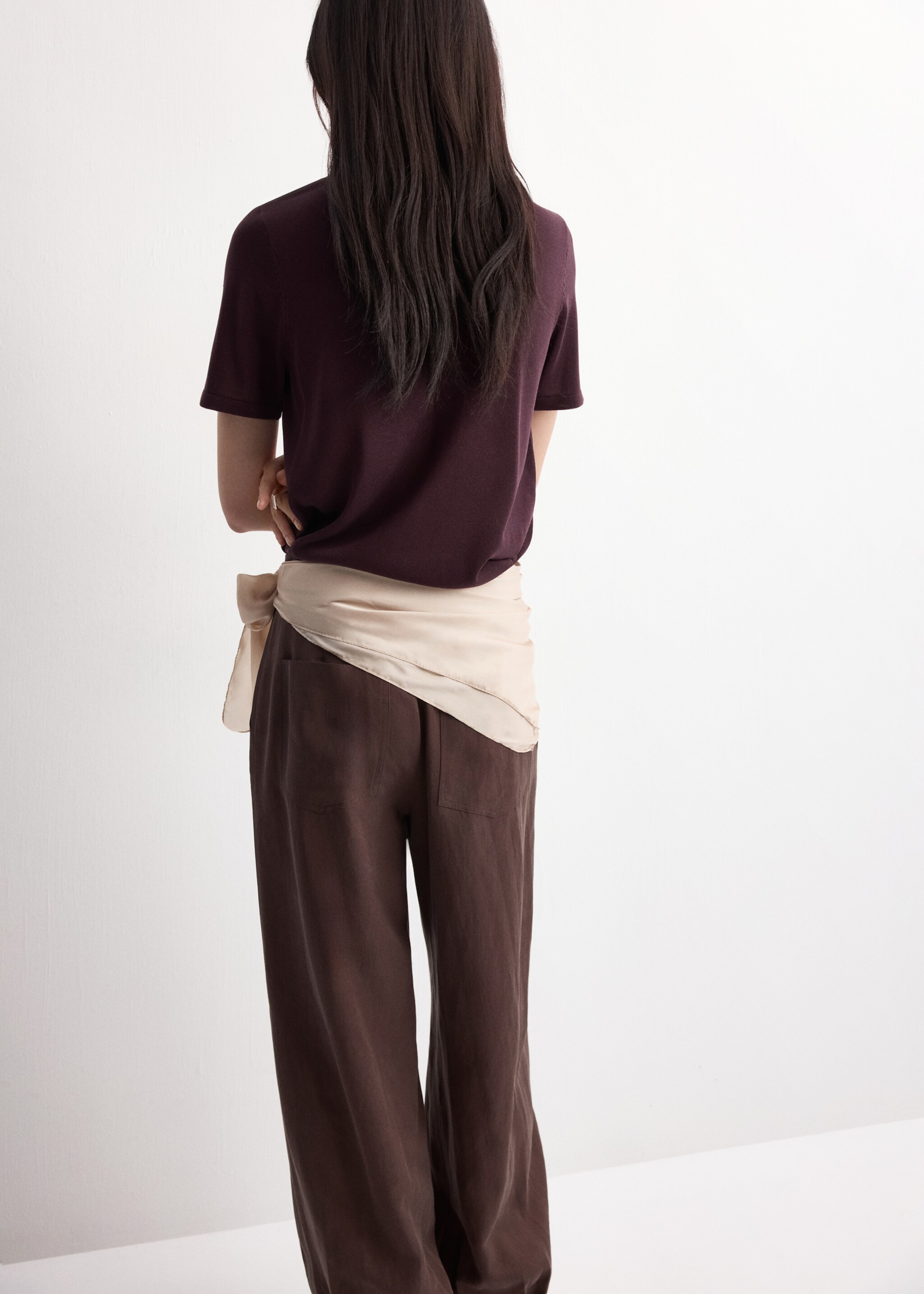 Short-sleeved knitted sweater - Reverse of the article, Wine. Ref: 27045820-00.