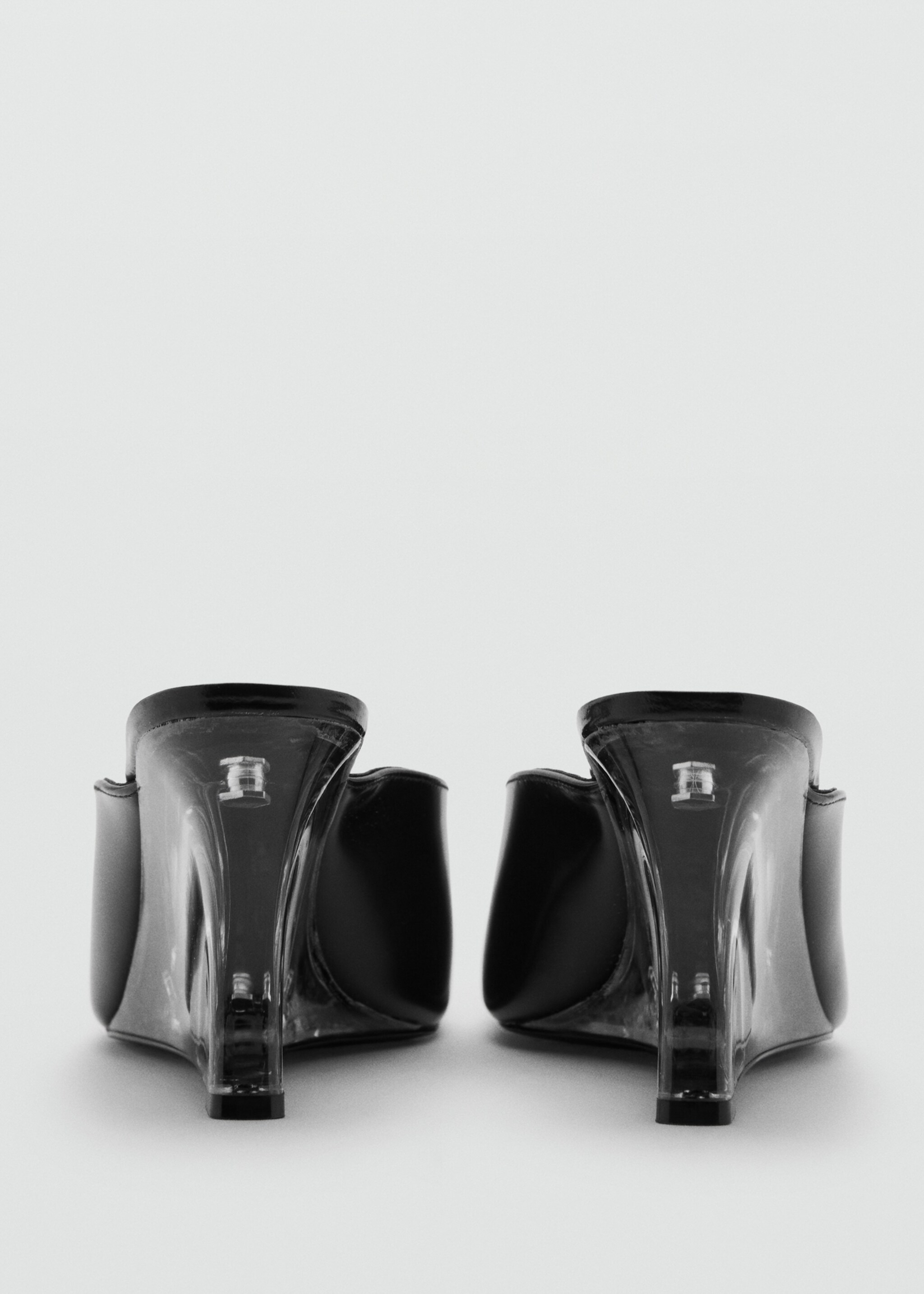 Curved-wedge leather shoes - Details of the article 3, Black. Ref: 27045821-00.