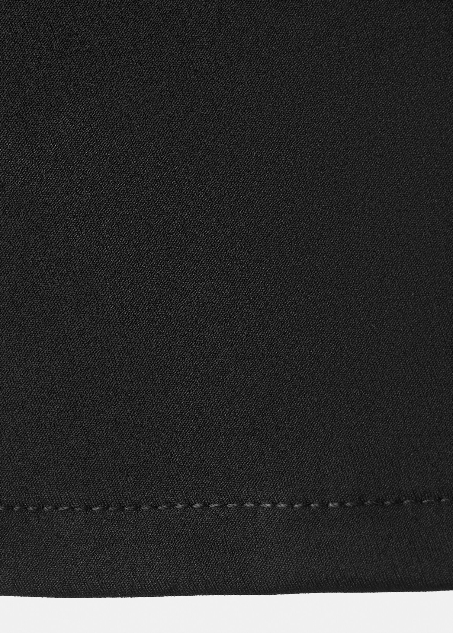 Fitted V-neck top - Details of the article 0