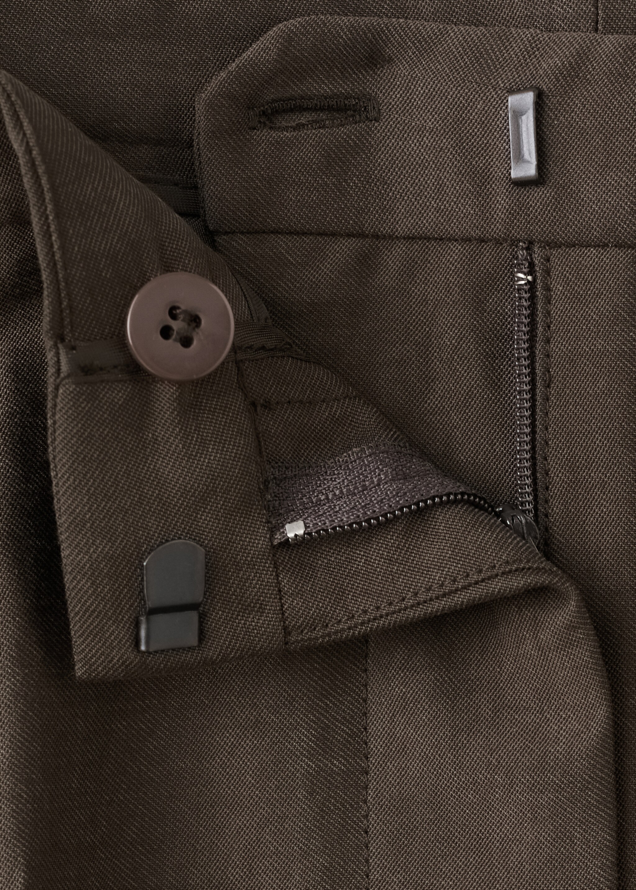 Mid-rise lyocell pants - Details of the article 8, Chocolate. Ref: 27045833-00.