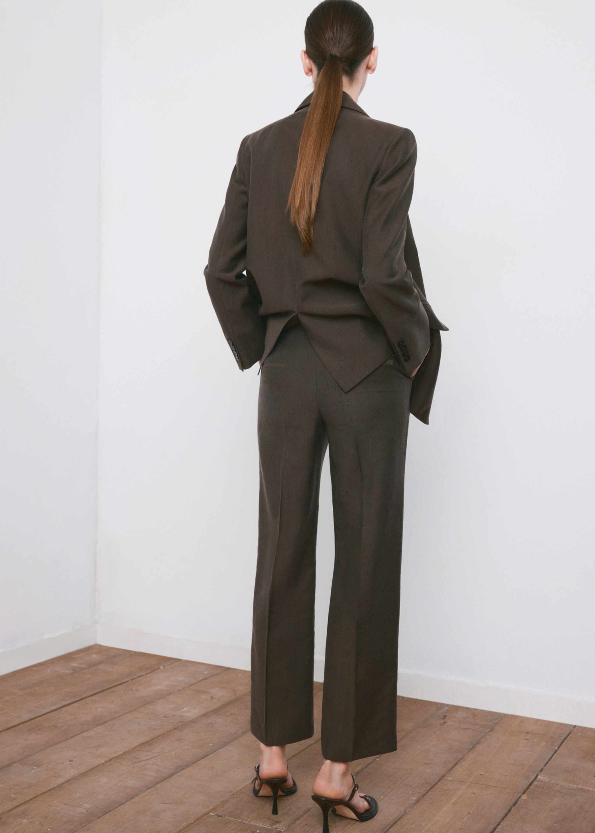 Mid-rise lyocell pants - Reverse of the article, Chocolate. Ref: 27045833-00.