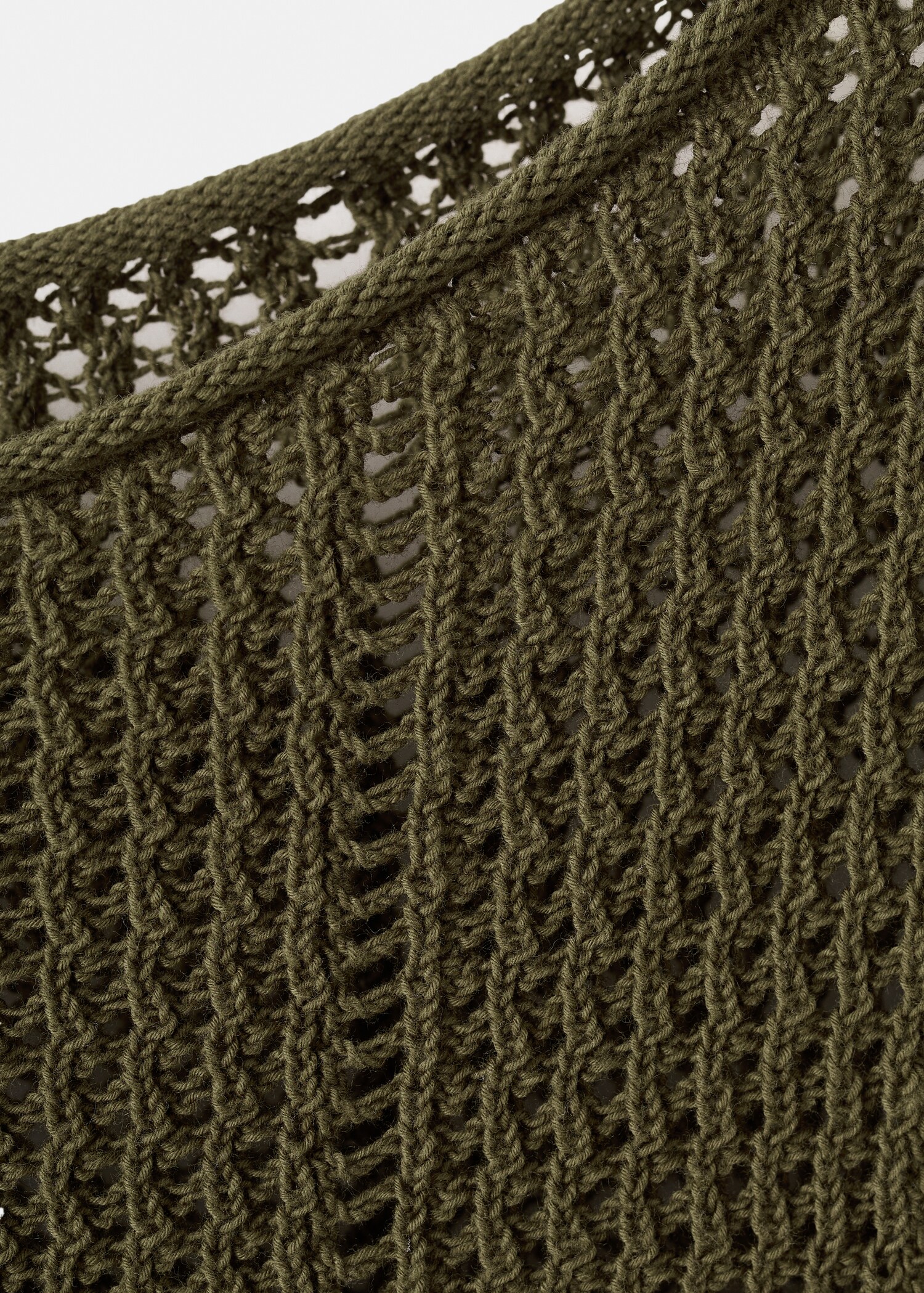 Knitted ribbed sweater - Details of the article 8