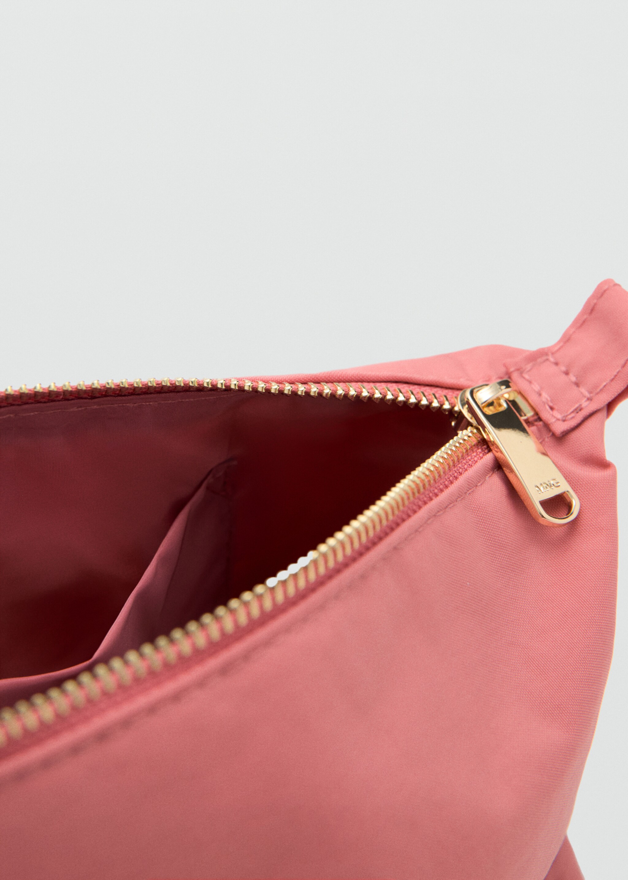 Large combined nylon toiletry bag - Details of the article 1, Pink. Ref: 27045835-00.