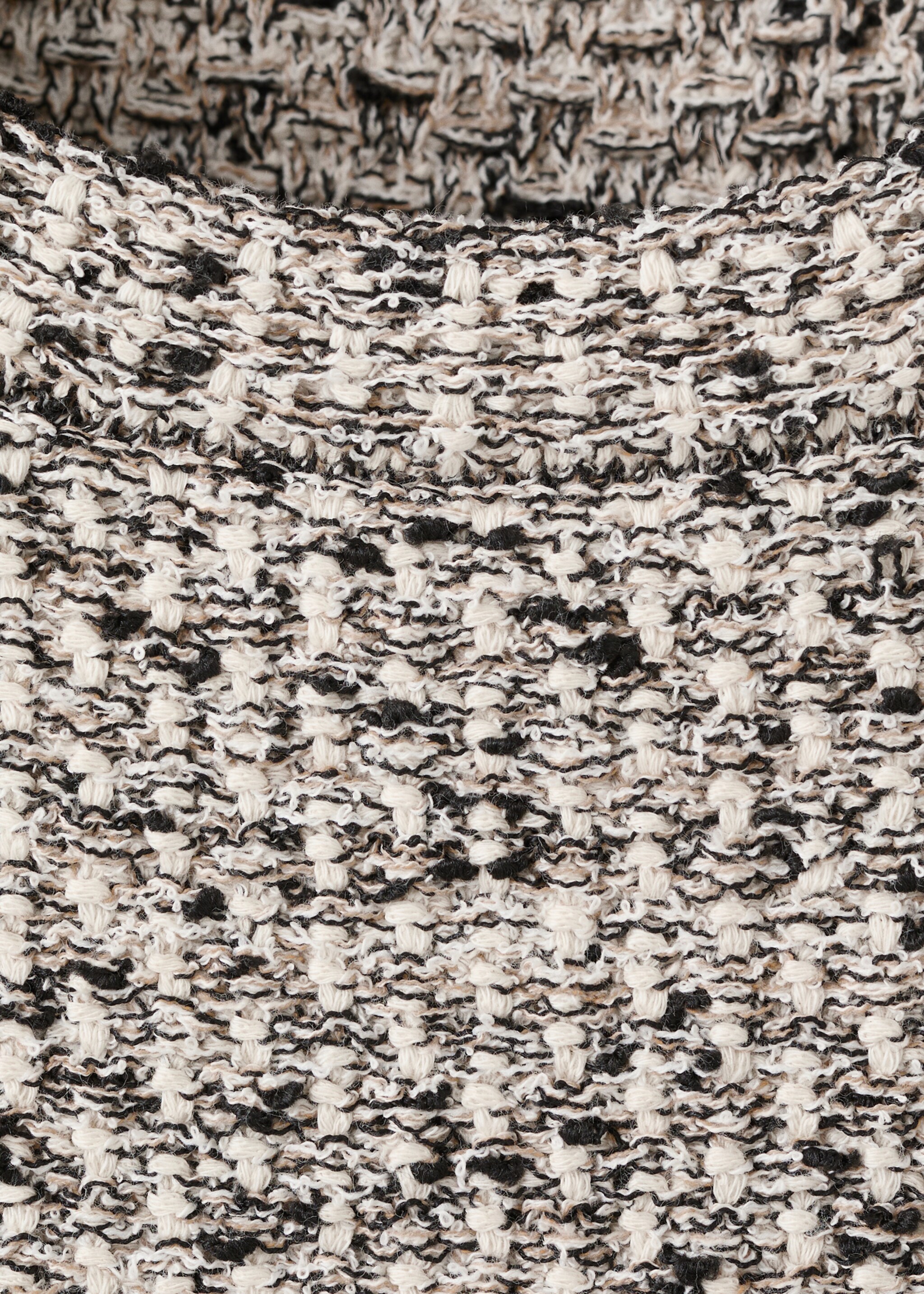 Fringe trim top - Details of the article 8, Black. Ref: 27045840-00.