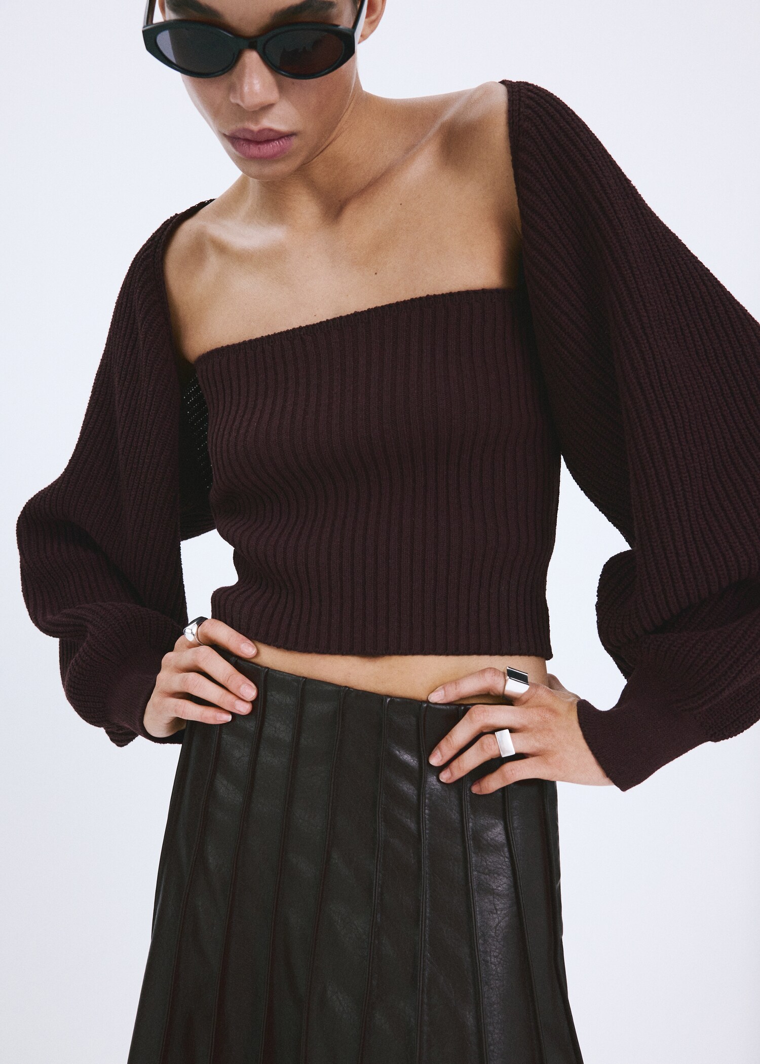 Cárdigan punto mangas abullonadas - Plano medio