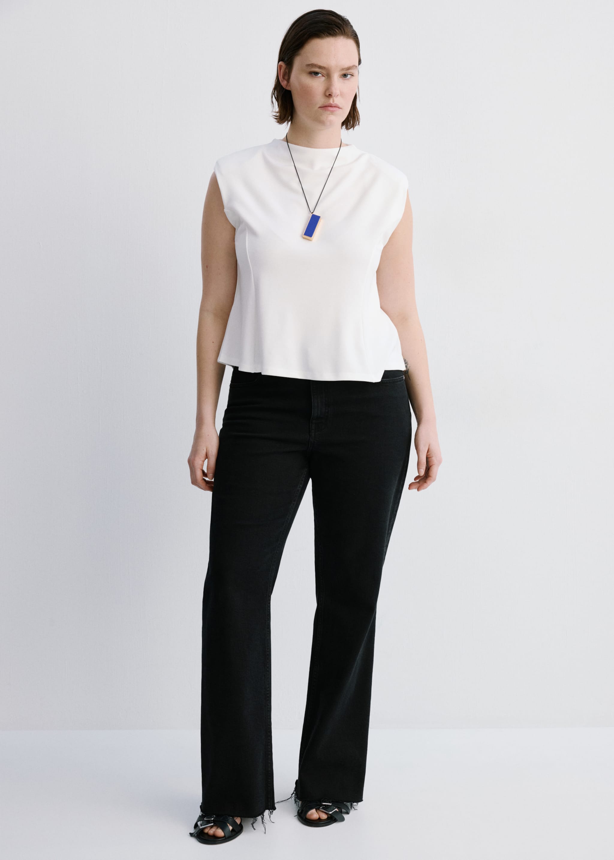 Peplum shoulder pad T-shirt - Details of the article 3, Off White. Ref: 27045844-00.