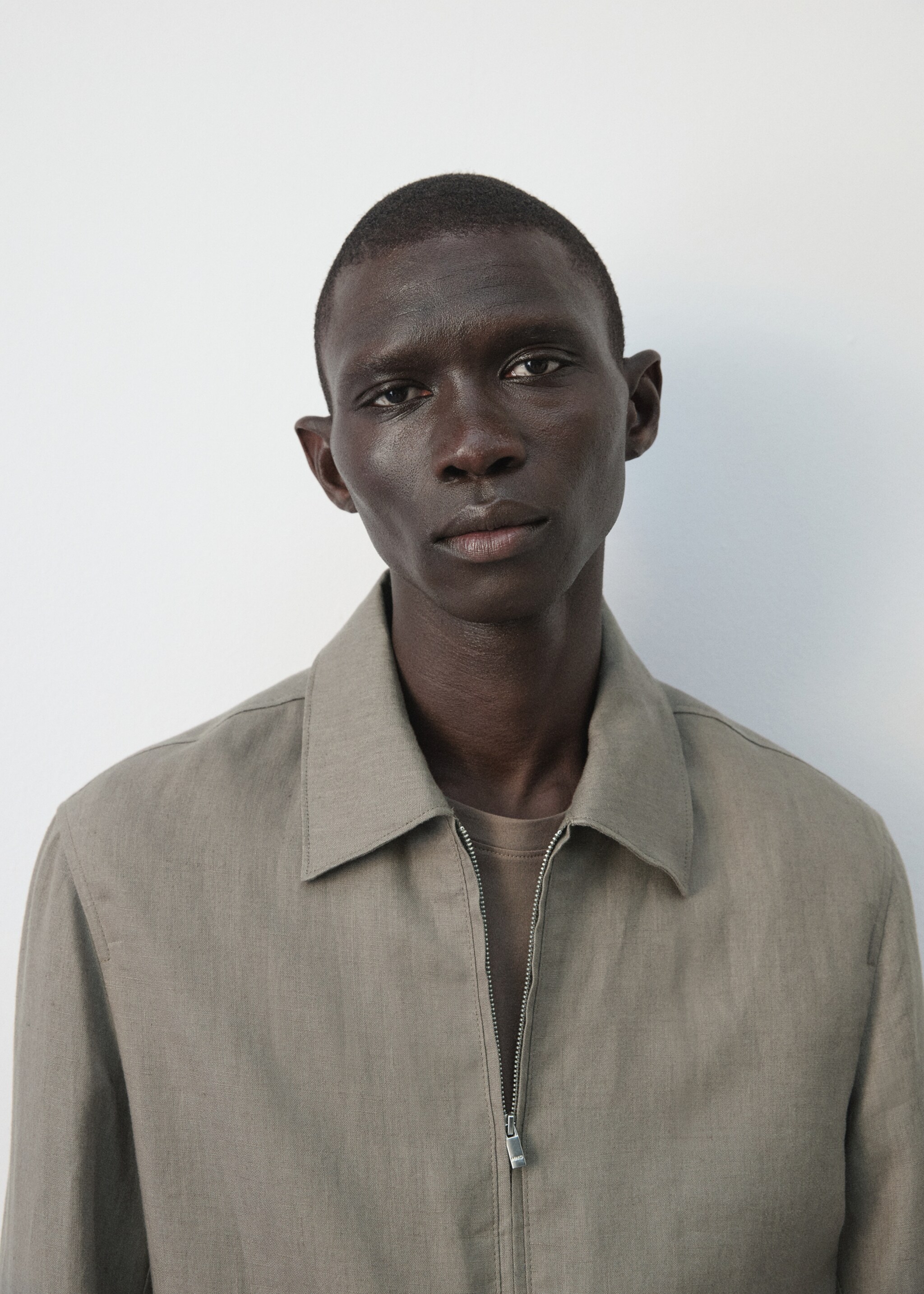 Chaqueta 100% lino bolsillos - Detalle del artículo 6, Marrón medio. Ref: 27045930-00.