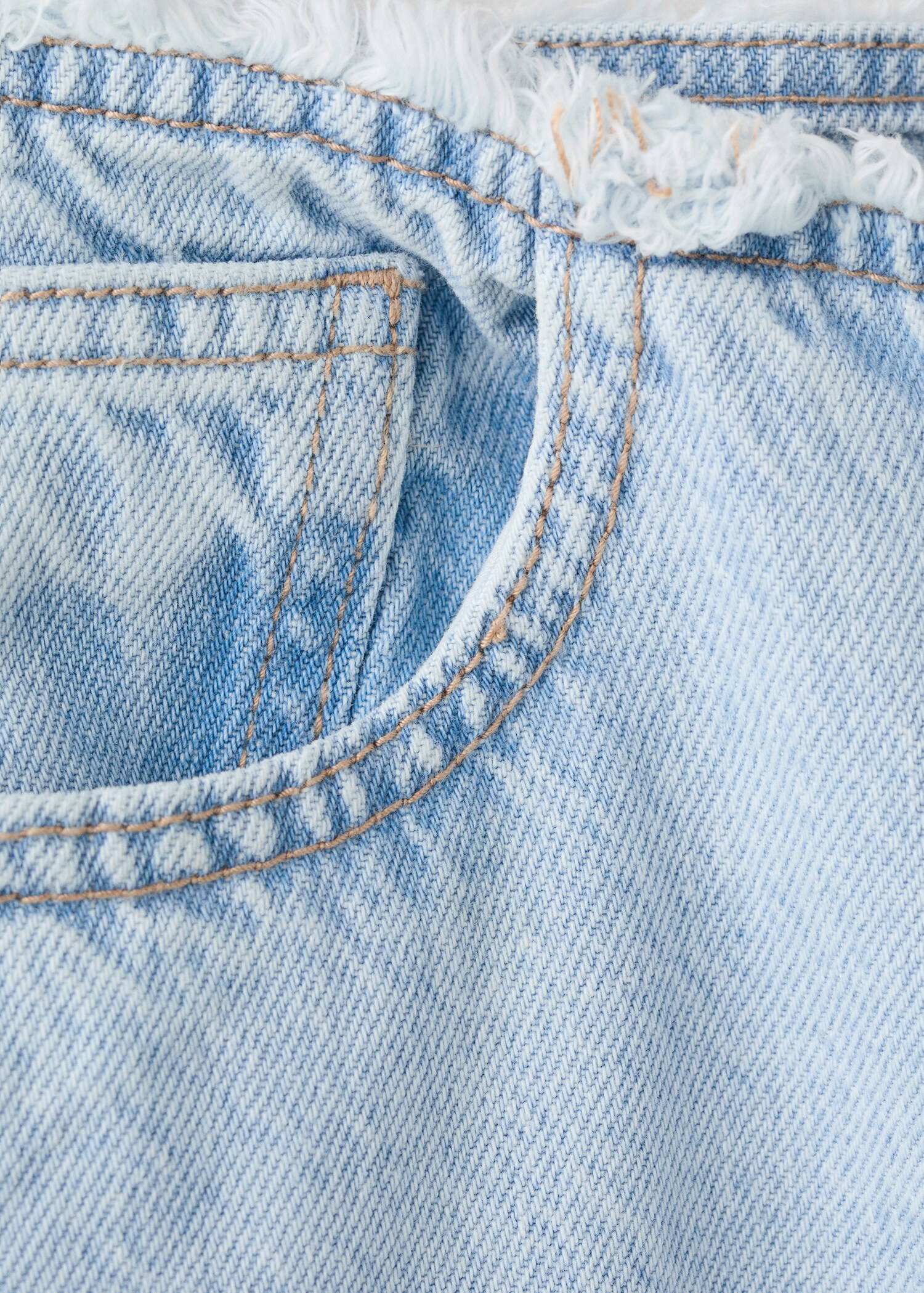 허리 부분이 해진 긴 데님 스커트 - 상품 내역: 0