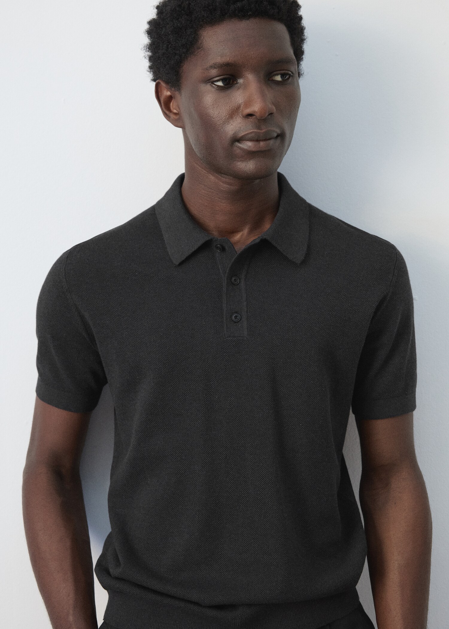 Fine knit polo shirt with microstructure - Details of the article 6
