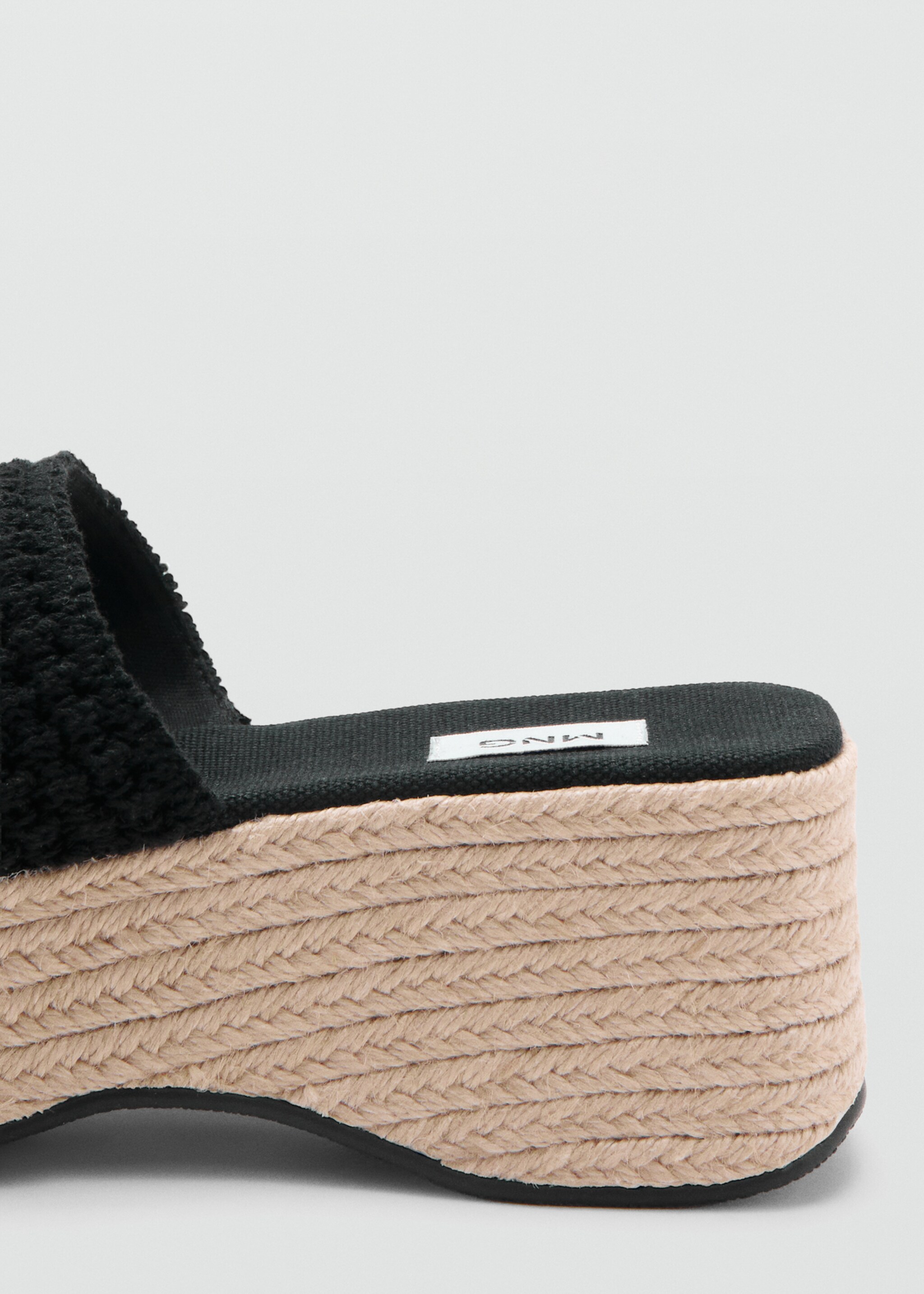 Platform sandals - Details of the article 1, Black. Ref: 27045949-00.