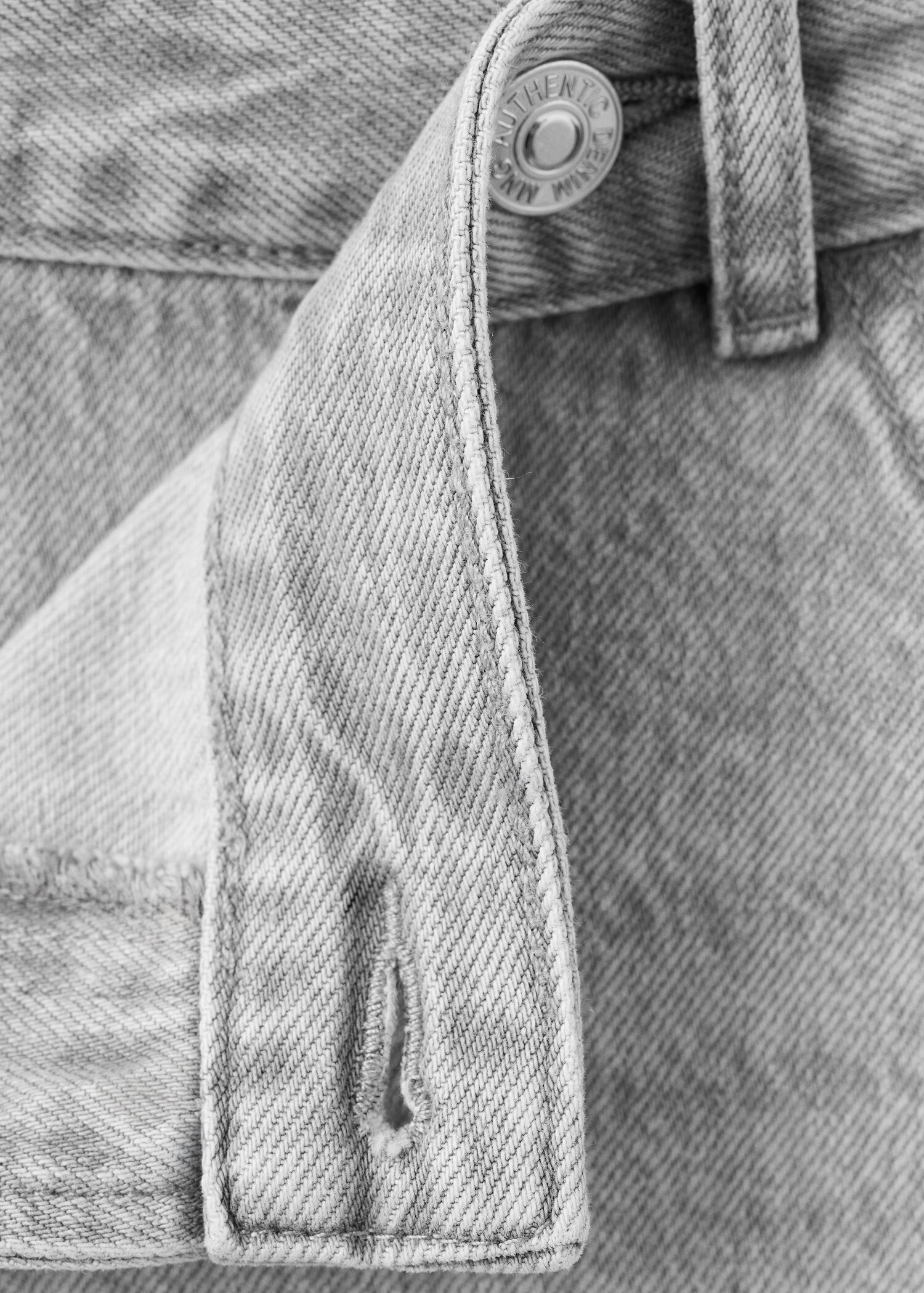 Saia cross - Pormenor do artigo 8