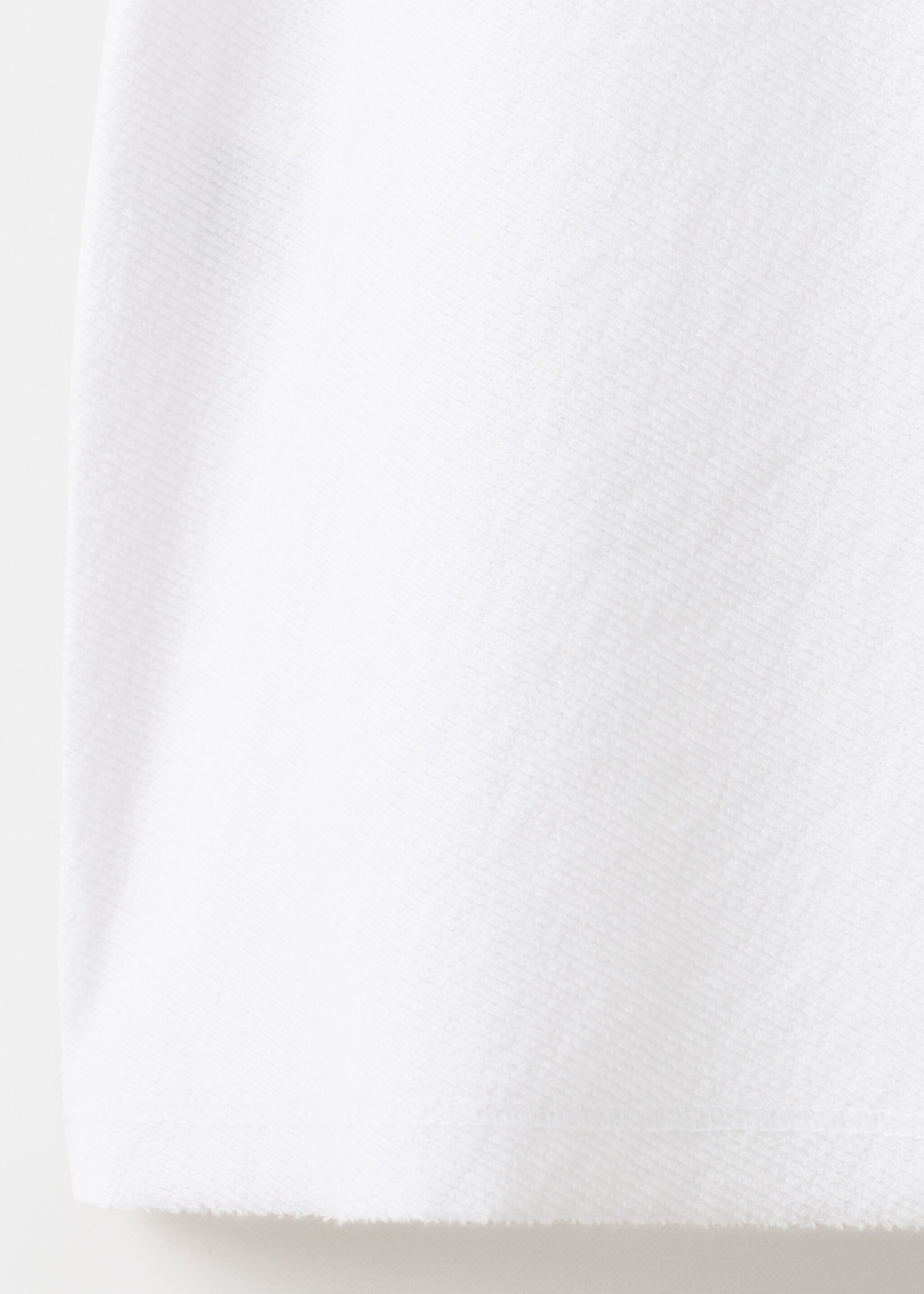 Kurzes Neckholder-Kleid - Detail des Artikels 0, Cremeweiß. Ref: 27045962-00.