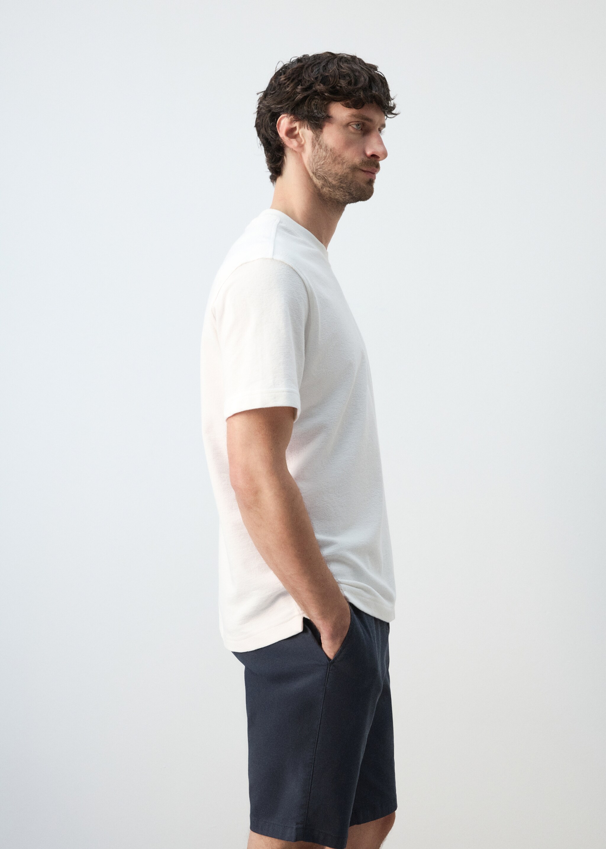 100% cotton T-shirt regular fit - Details of the article 2, White. Ref: 27045964-00.