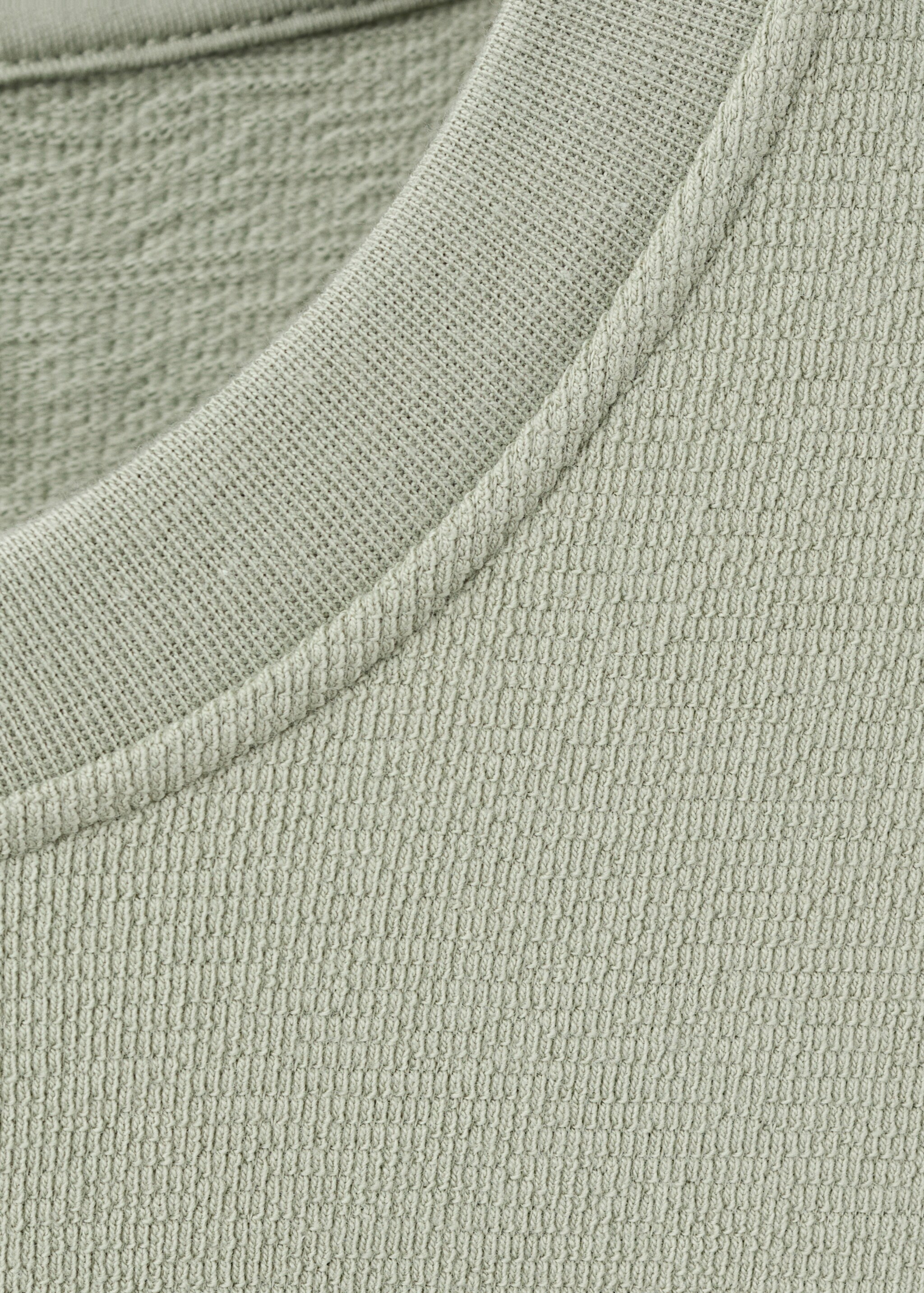 100% cotton T-shirt regular fit - Details of the article 8, Mint Green. Ref: 27045964-00.