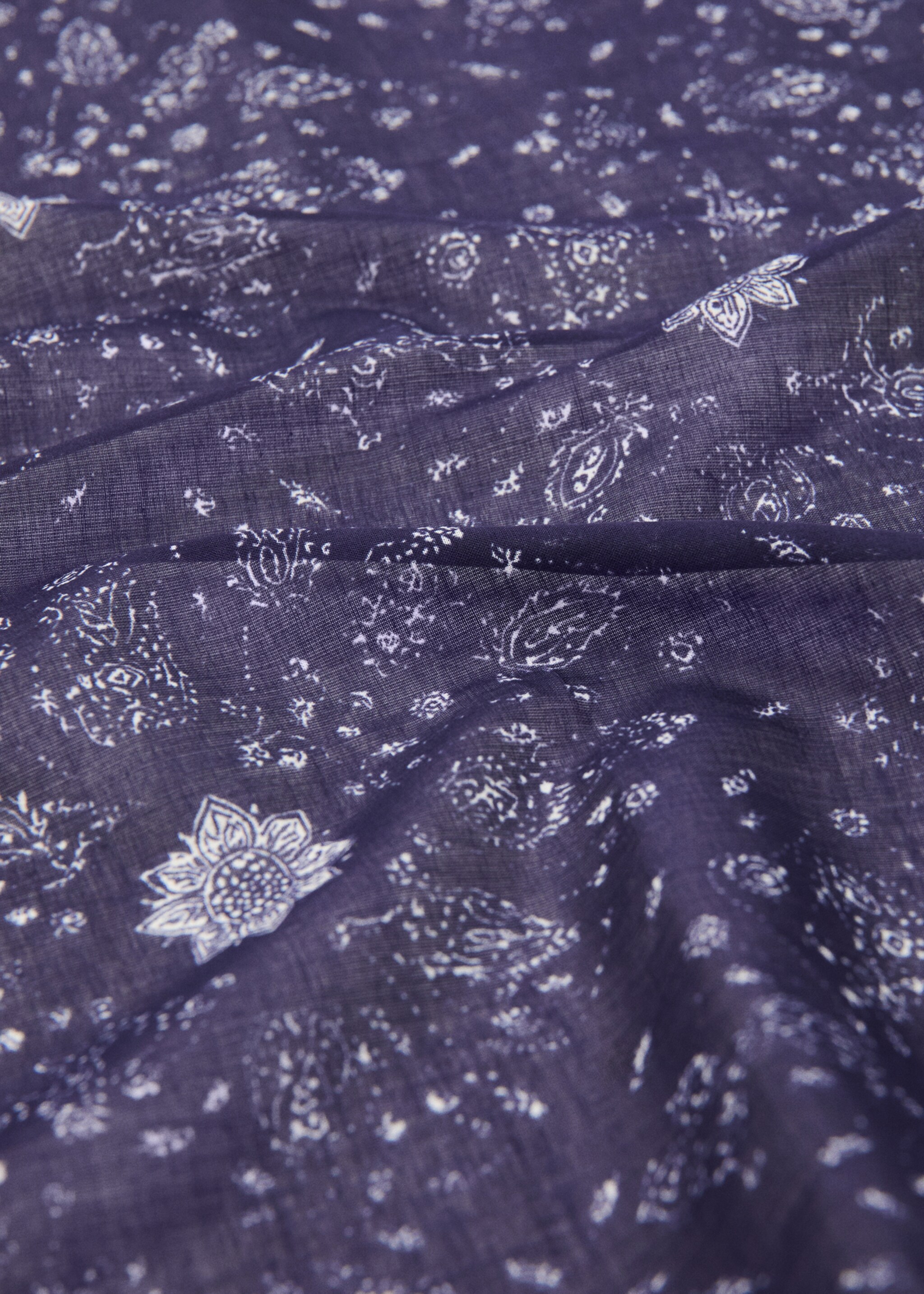 Платок с принтом пейсли - Средний план, Синий. Ref: 27045971-00.